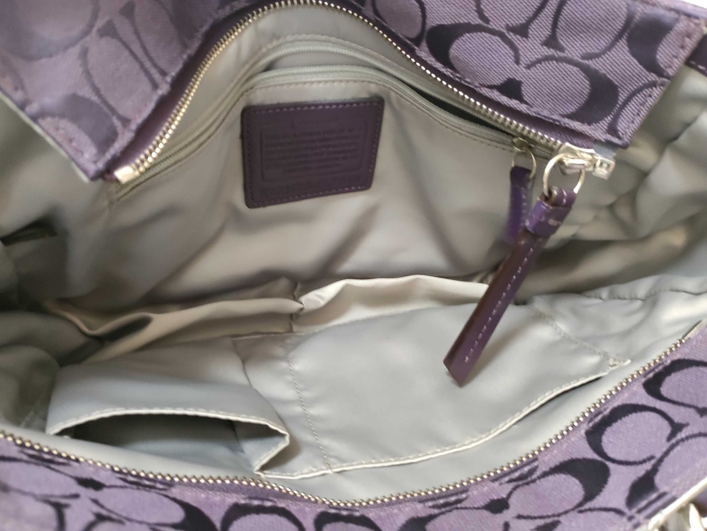 COACH Signature Coach Tote Bag Set of 2
