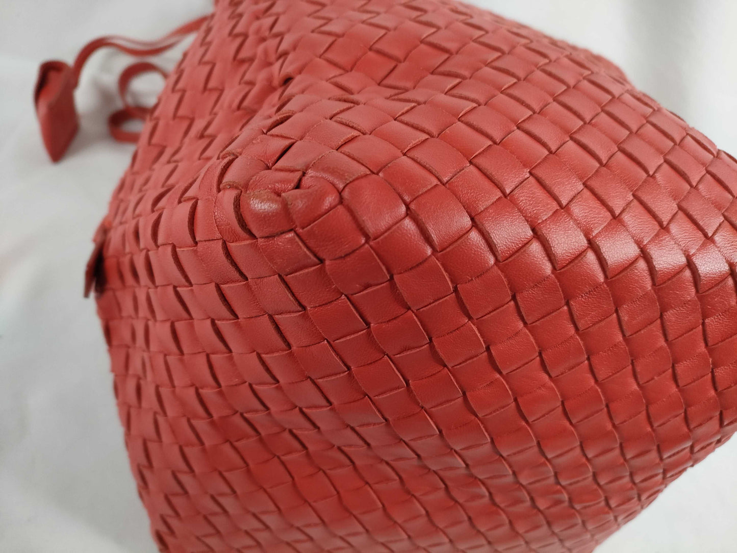 BOTTEGA VENETA Intrecciato Leather Shoulder Bag in Red