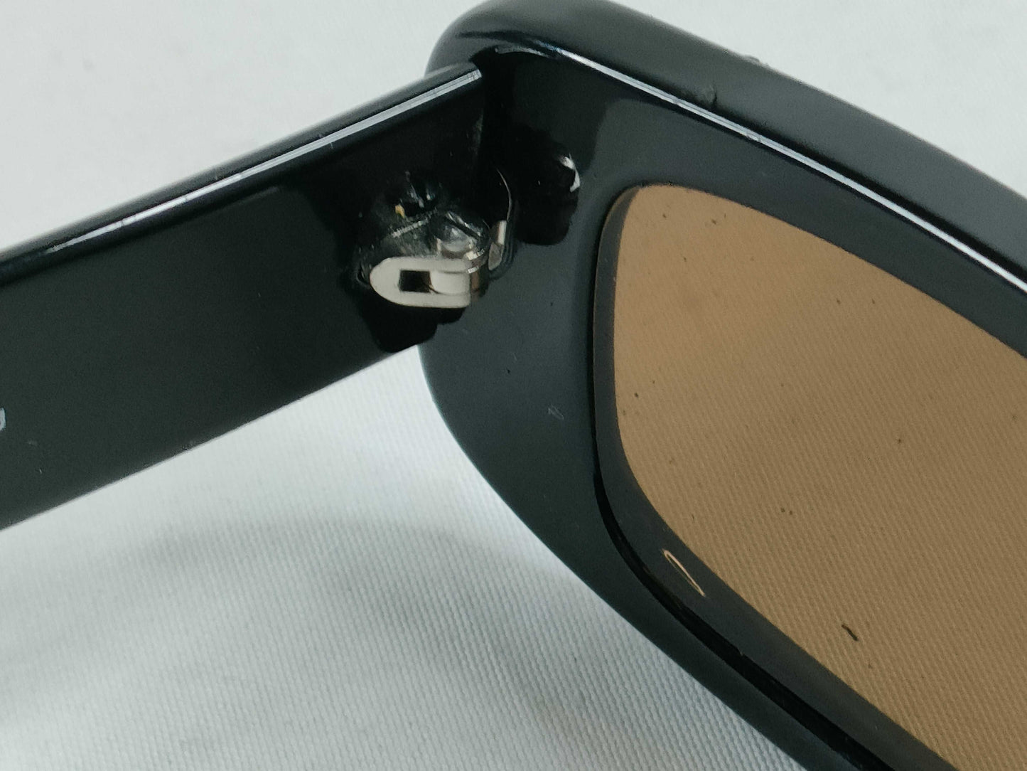 GUCCI Soho Resin Sunglasses GG2409 Brown