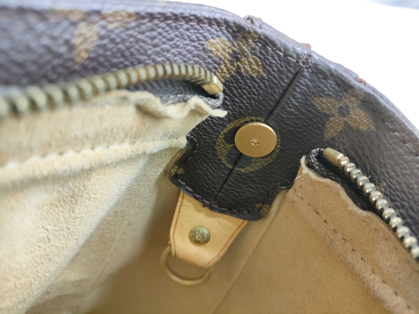 LOUIS VUITTON M51145 Monogram LV Monogram Looping GM M51145 LM0011 Shoulder Bag