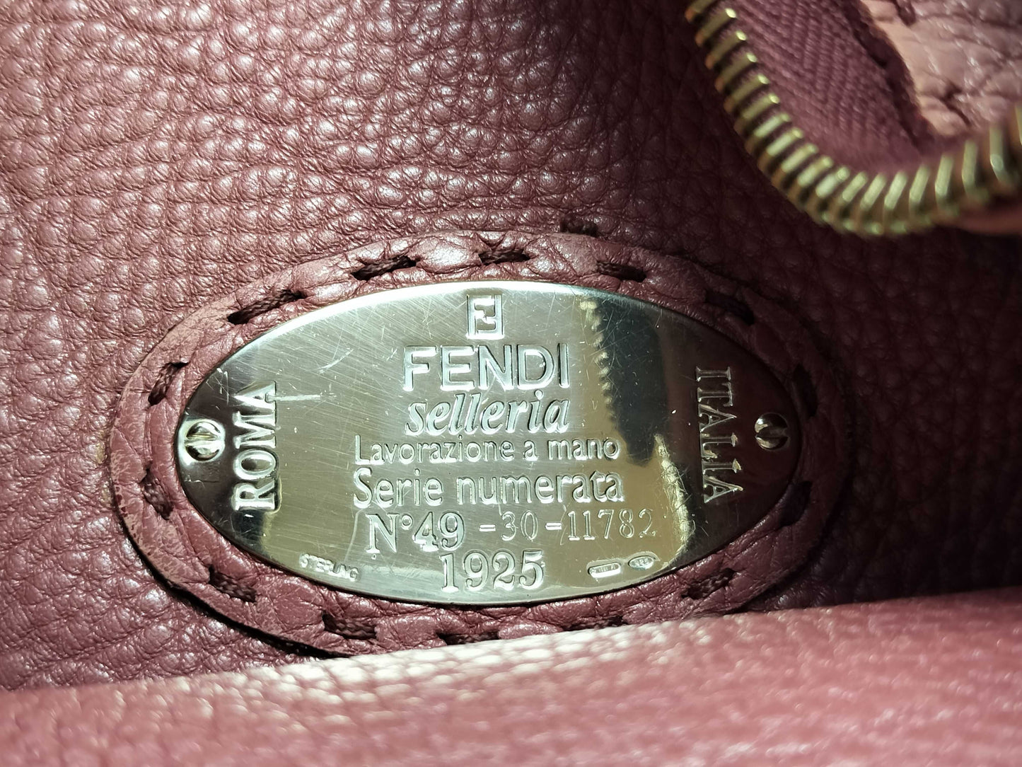 FENDI Selleria Leather One-Shoulder Bag Pink Shoulder Bag