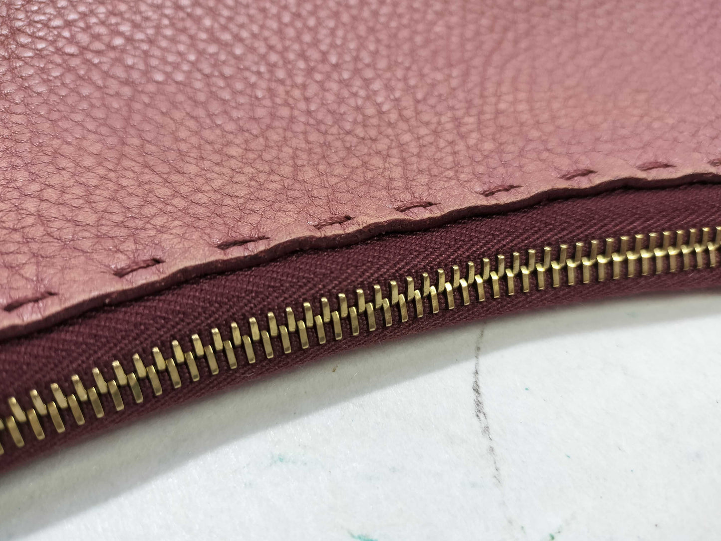 FENDI Selleria Leather One-Shoulder Bag Pink Shoulder Bag