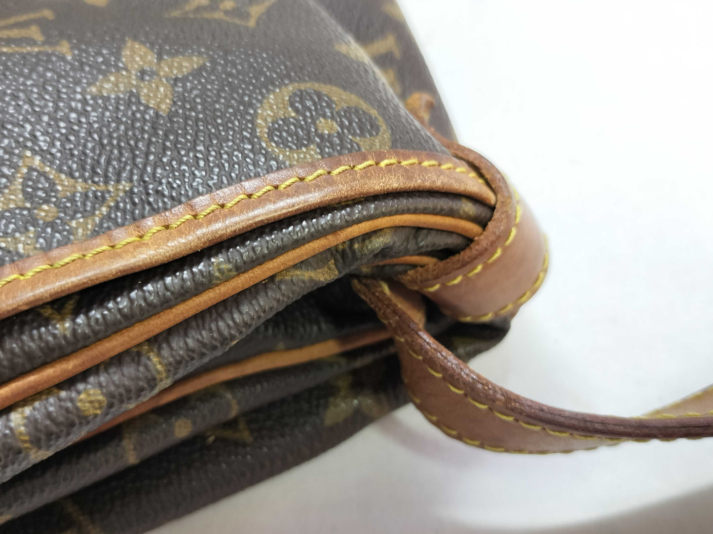 LOUIS VUITTON Monogram LV Monogram Saumur 35 M42254 8904VI Shoulder Bag