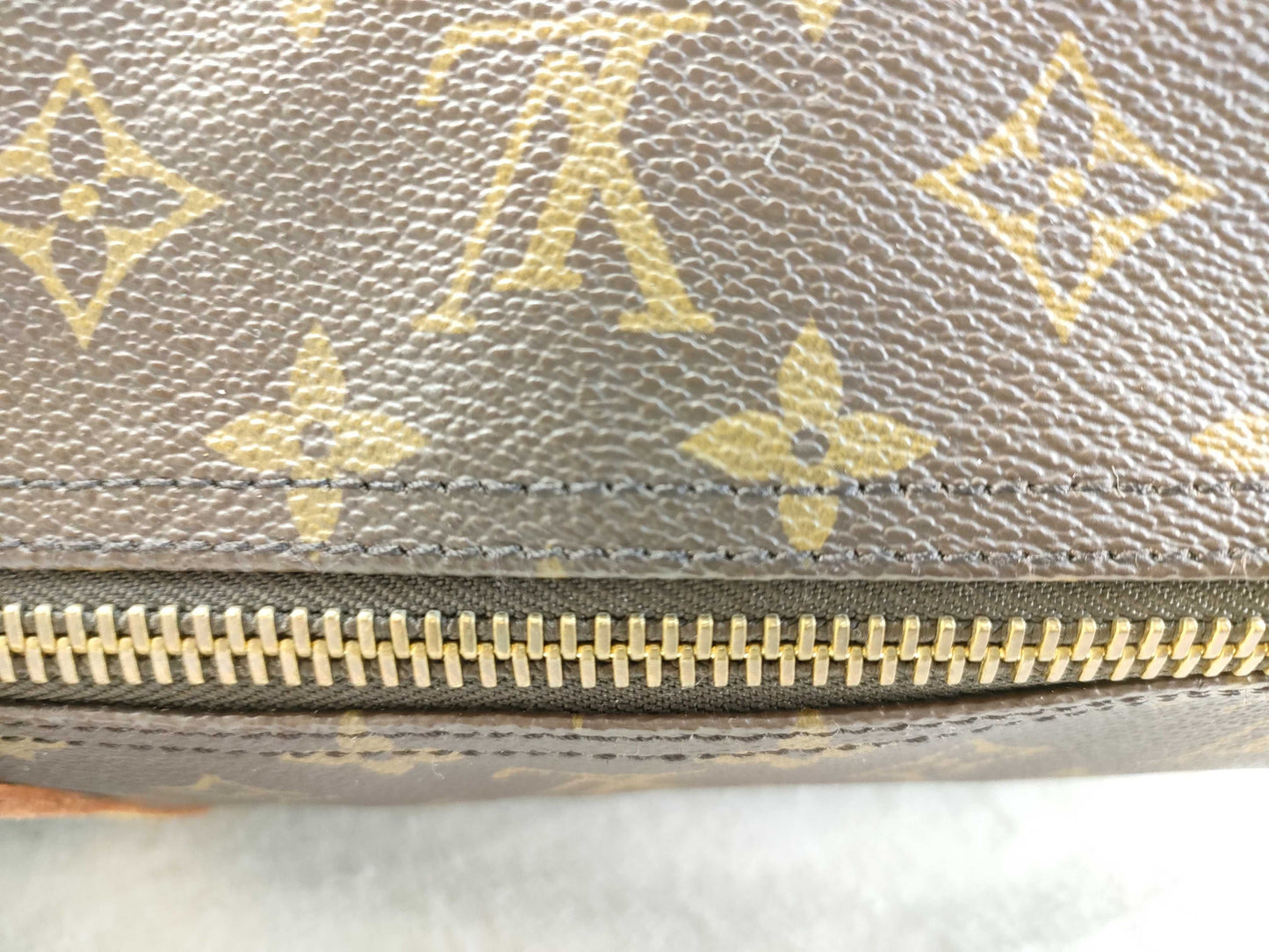 LOUIS VUITTON Monogram LV Monogram Keepall 60 M41422 Boston Bag with unclear serial number