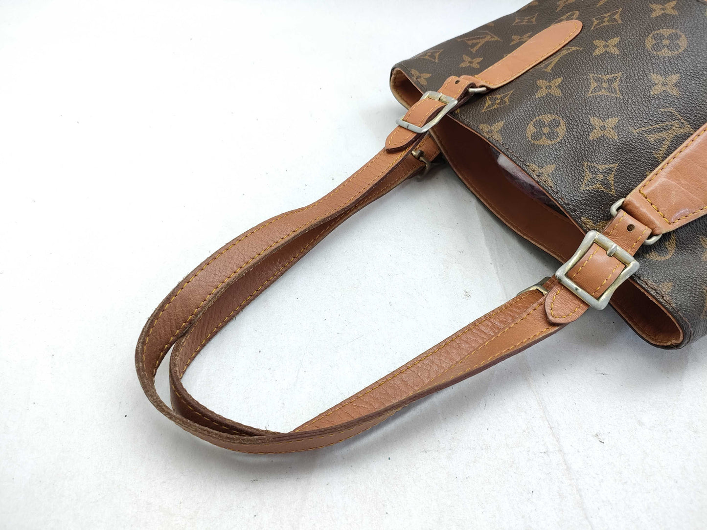 LOUIS VUITTON Monogram LV Monogram Bucket PM Tote Bag, USA Limited Edition T42238, Serial Number Unknown