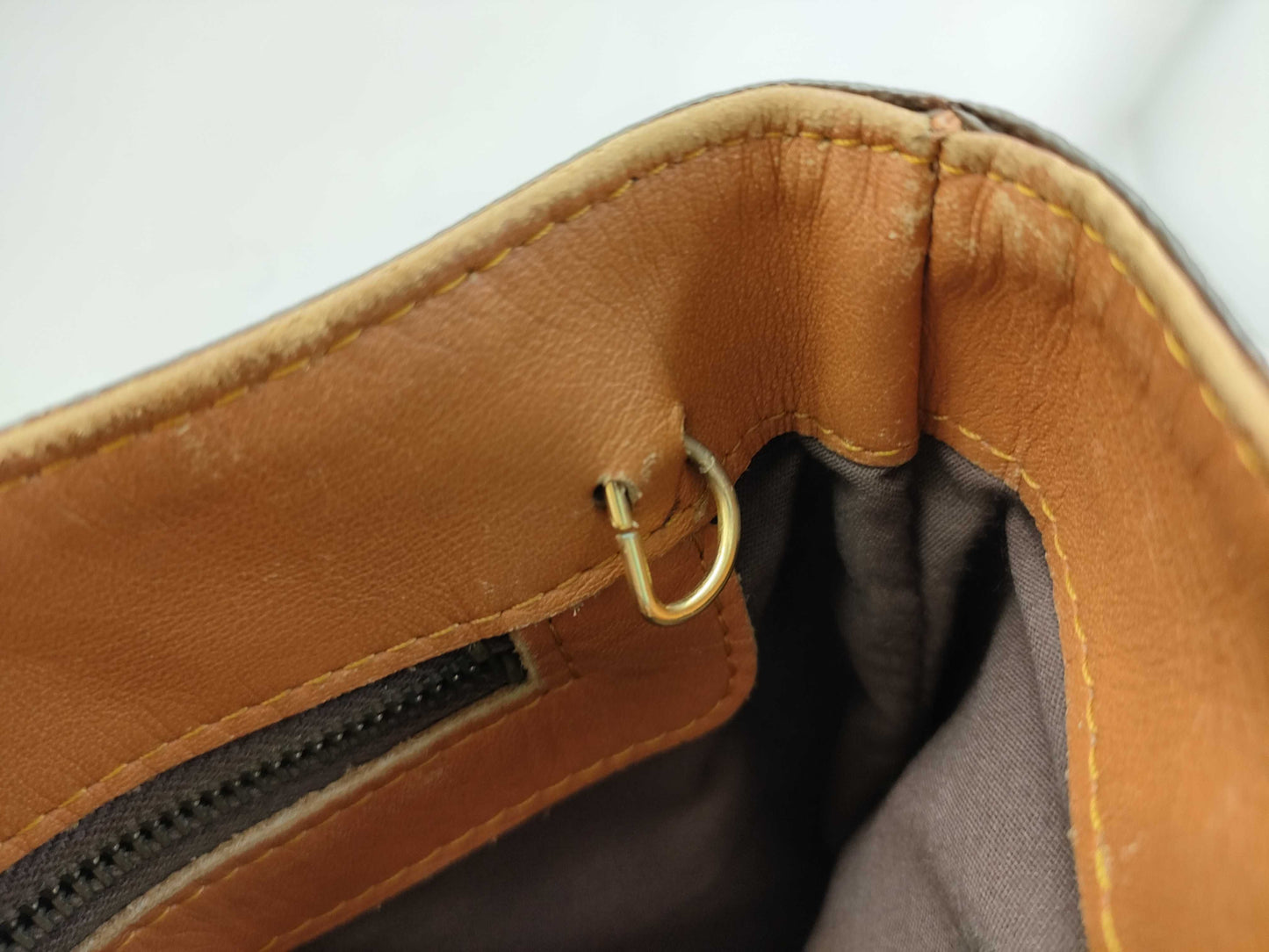 LOUIS VUITTON Monogram LV Monogram Bucket PM Tote Bag, USA Limited Edition T42238, Serial Number Unknown