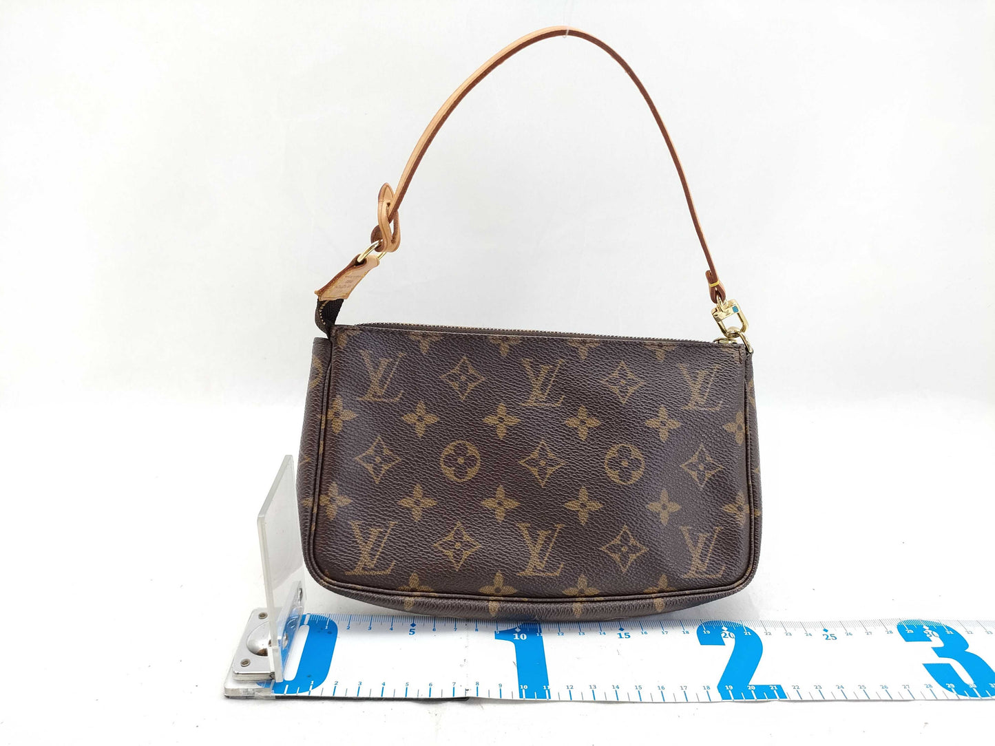 LOUIS VUITTON Monogram LV Monogram Pochette Accessoires M51980 VI0052 Pouch