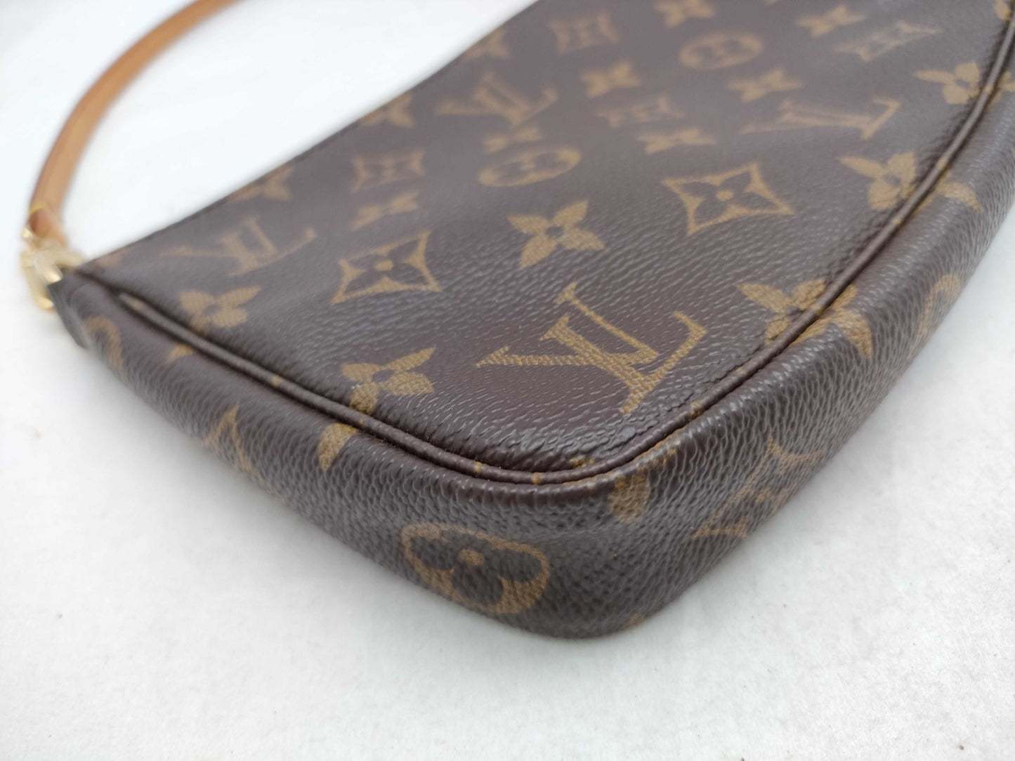 LOUIS VUITTON Monogram LV Monogram Pochette Accessoires M51980 VI0052 Pouch