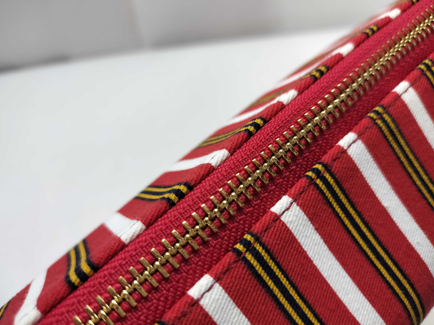 GIVENCHY Canvas Shoulder Bag Red Shoulder Bag