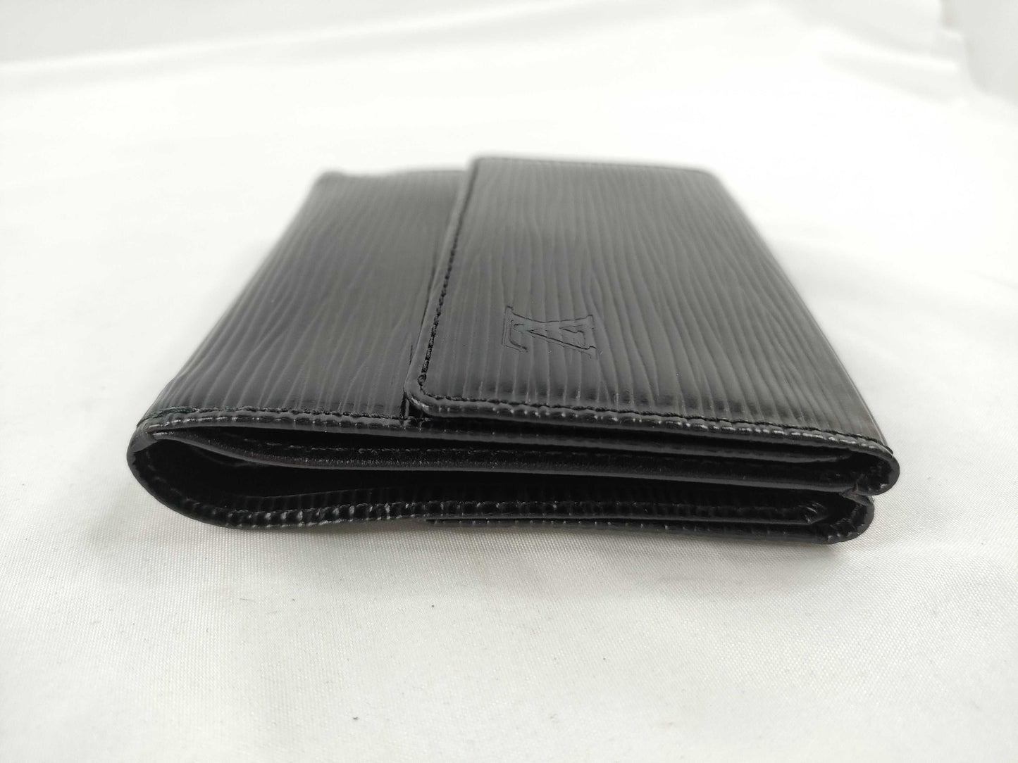 LOUIS VUITTON M63482 Epi Leather LV Epi Porte Monnaie Bi-fold Carte Credit M63482 SP0944 Wallet