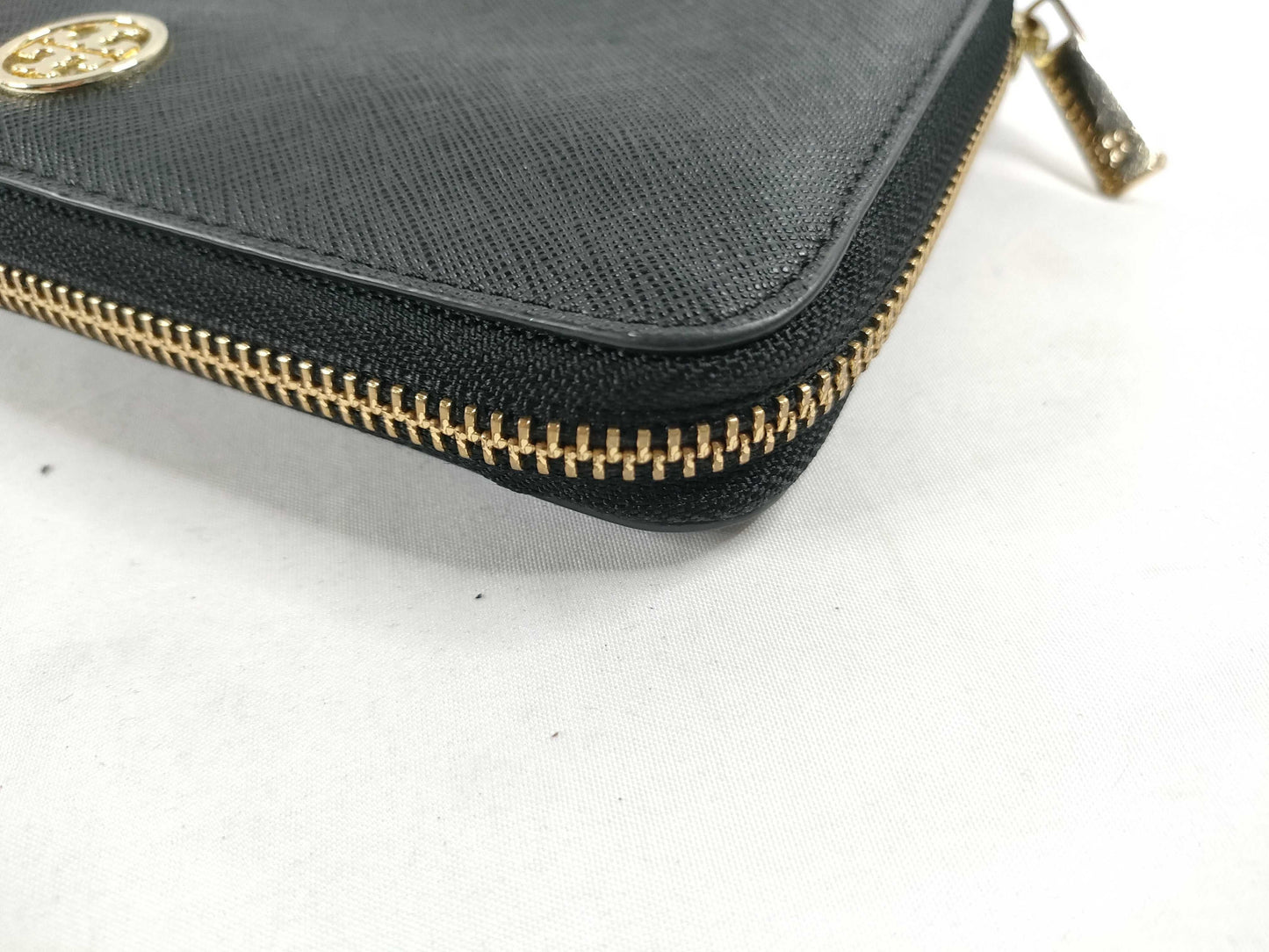 Tory Burch PVC Round Zip Long Wallet Black Wallet