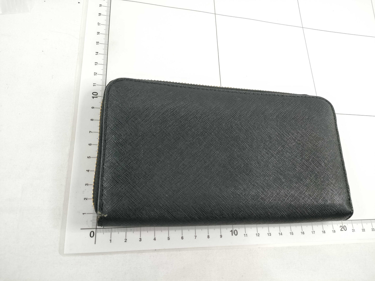 Tory Burch PVC Round Zip Long Wallet Black Wallet