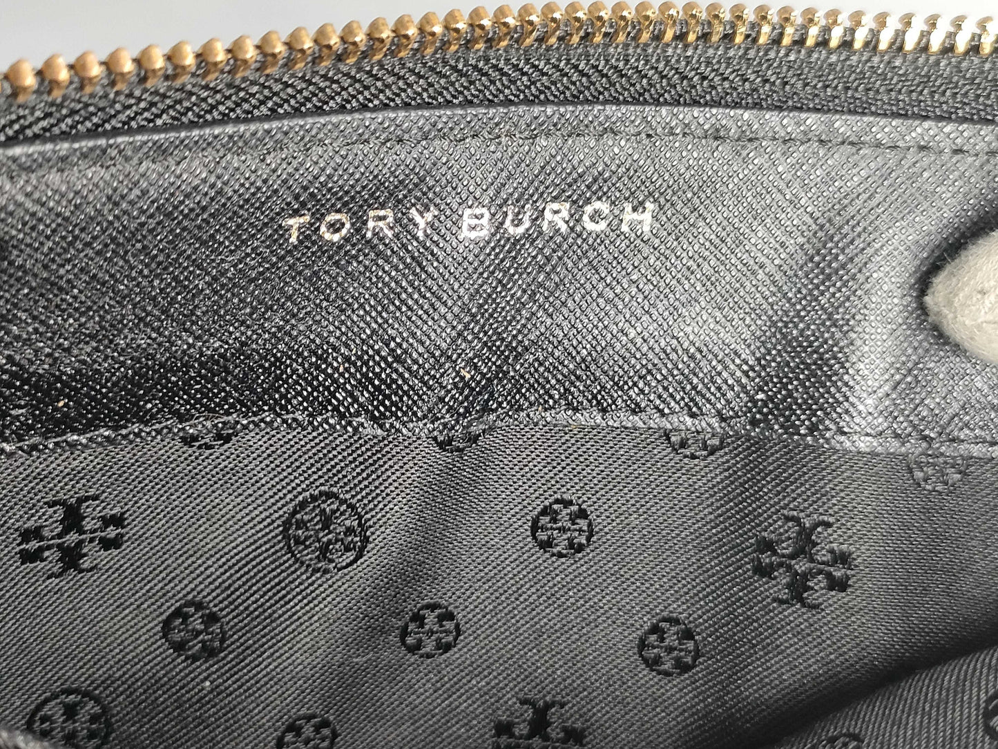 Tory Burch PVC Round Zip Long Wallet Black Wallet