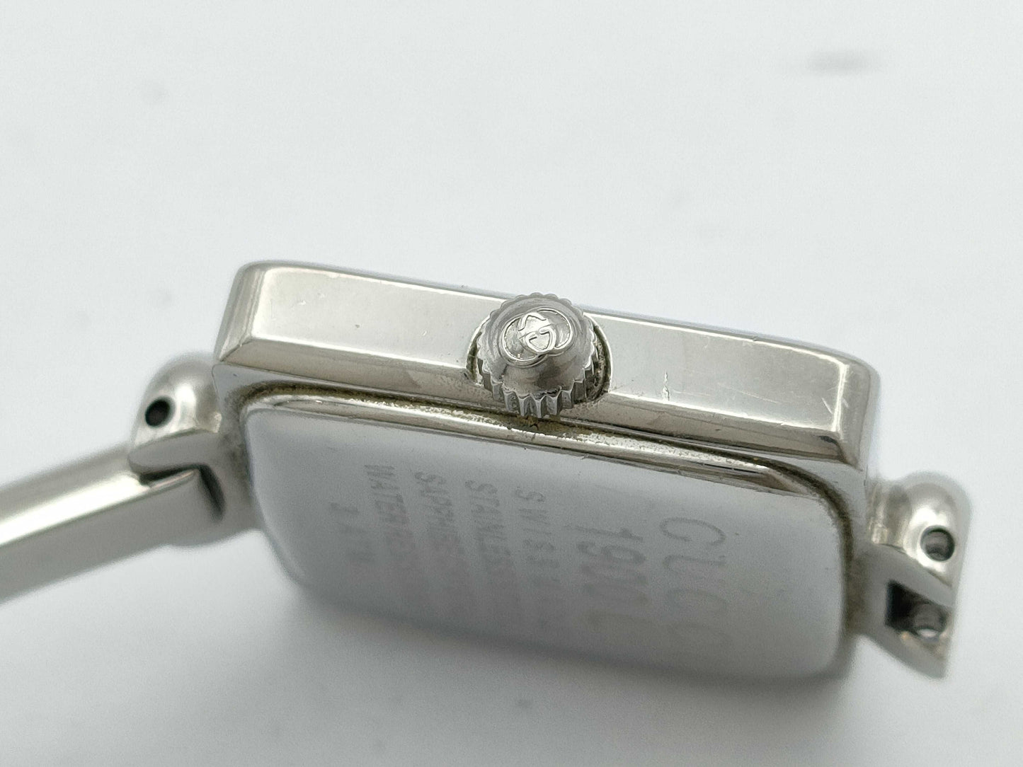 GUCCI Bangle Watch 1900L 0106390 Quartz Silver Dial Non-Working/No Operational Guarantee Women's Watch