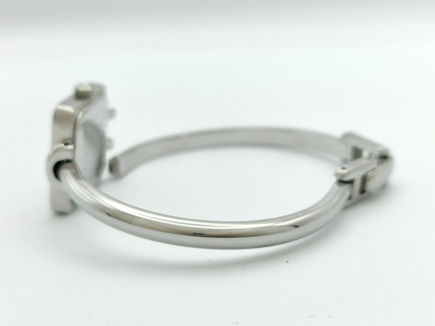 GUCCI Bangle Watch 1900L 0106390 Quartz Silver Dial Non-Working/No Operational Guarantee Women's Watch