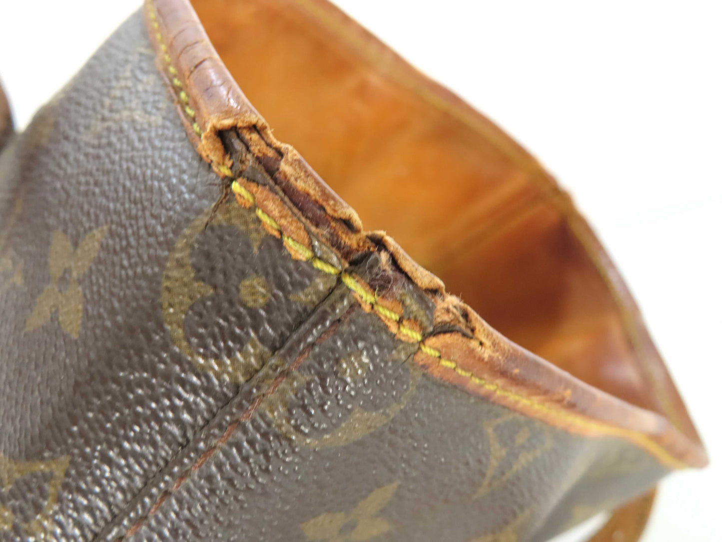 LOUIS VUITTON Monogram LV Monogram Bucket GM M42236 862VI Shoulder Bag