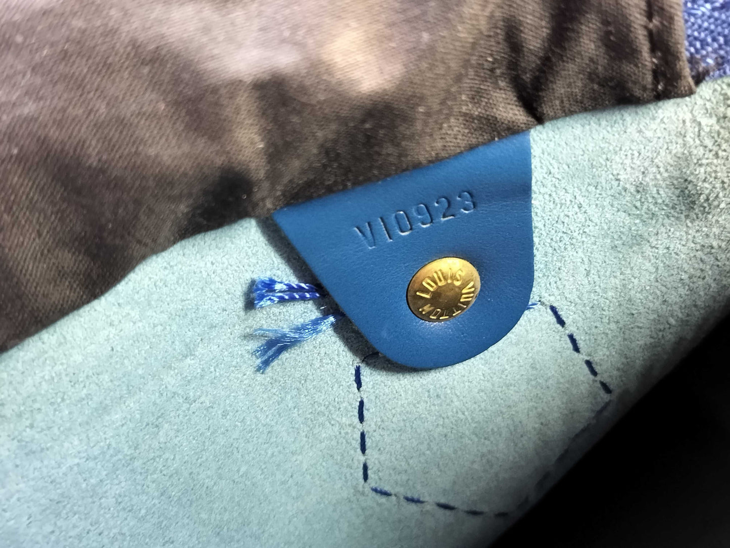 LOUIS VUITTON Epi LV Epi Speedy 30 M43005 VI0923 Handbag