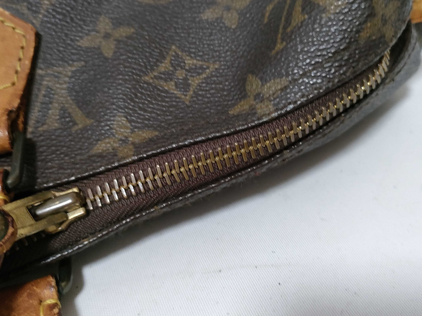 LOUIS VUITTON M41522 Monogram LV Monogram Speedy 40 M41522 VI862 Handbag