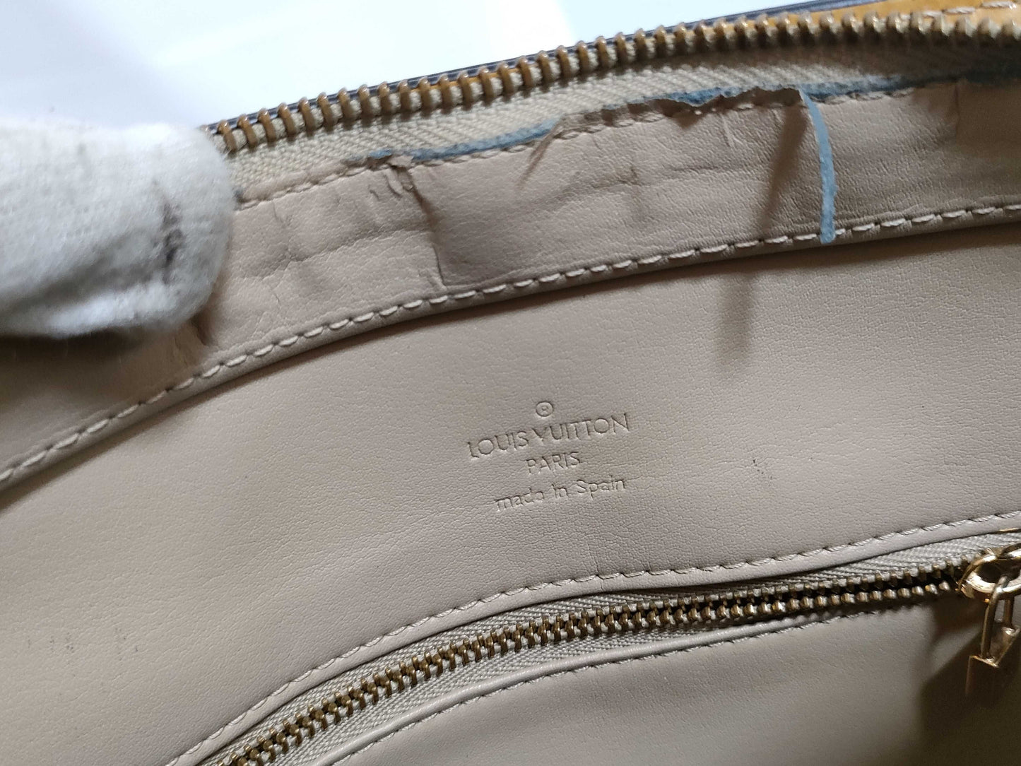 LOUIS VUITTON Vernis LV Vernis Houston M91121 LW1909 Handbag