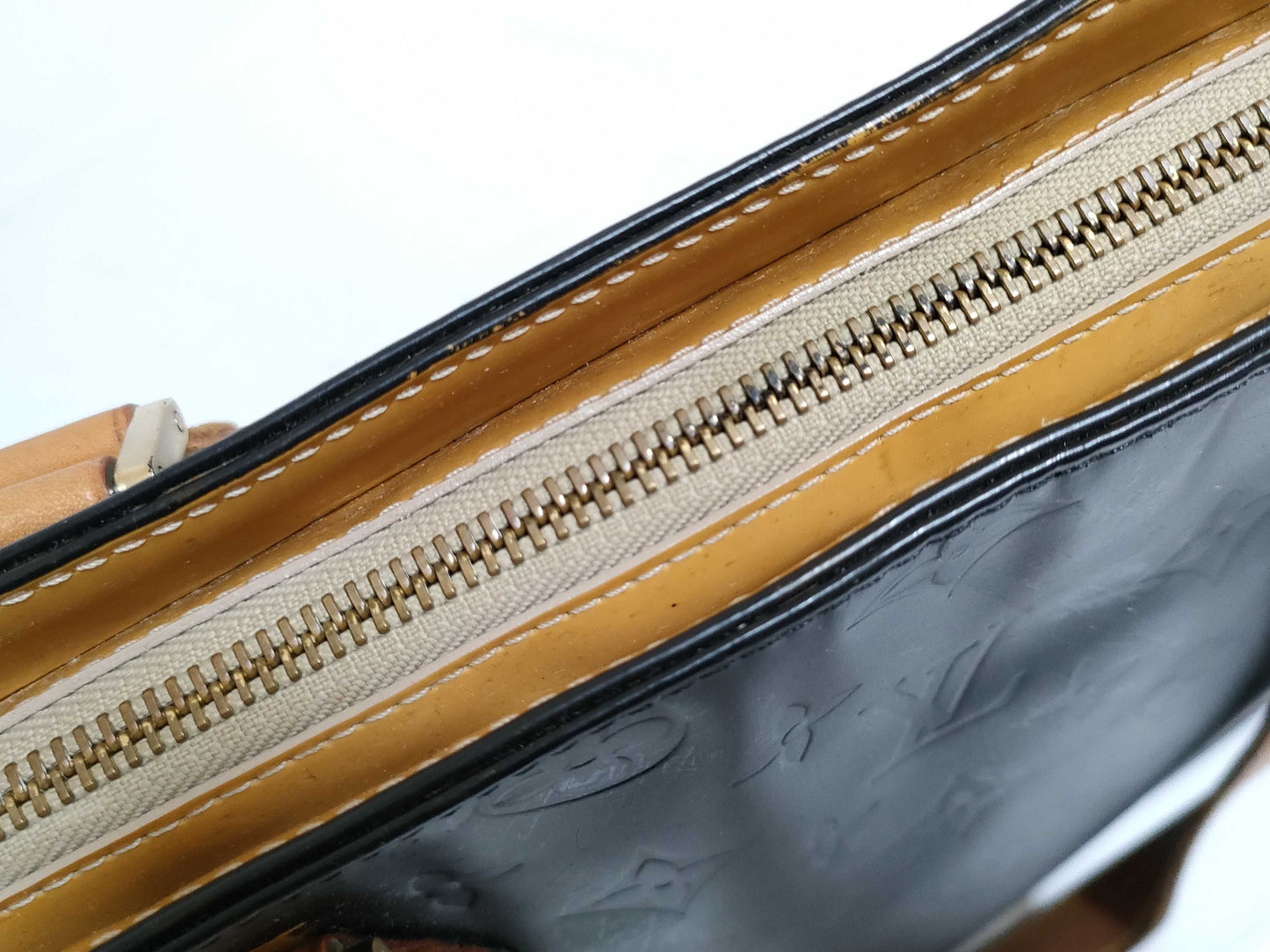LOUIS VUITTON Vernis LV Vernis Houston M91121 LW1909 Handbag
