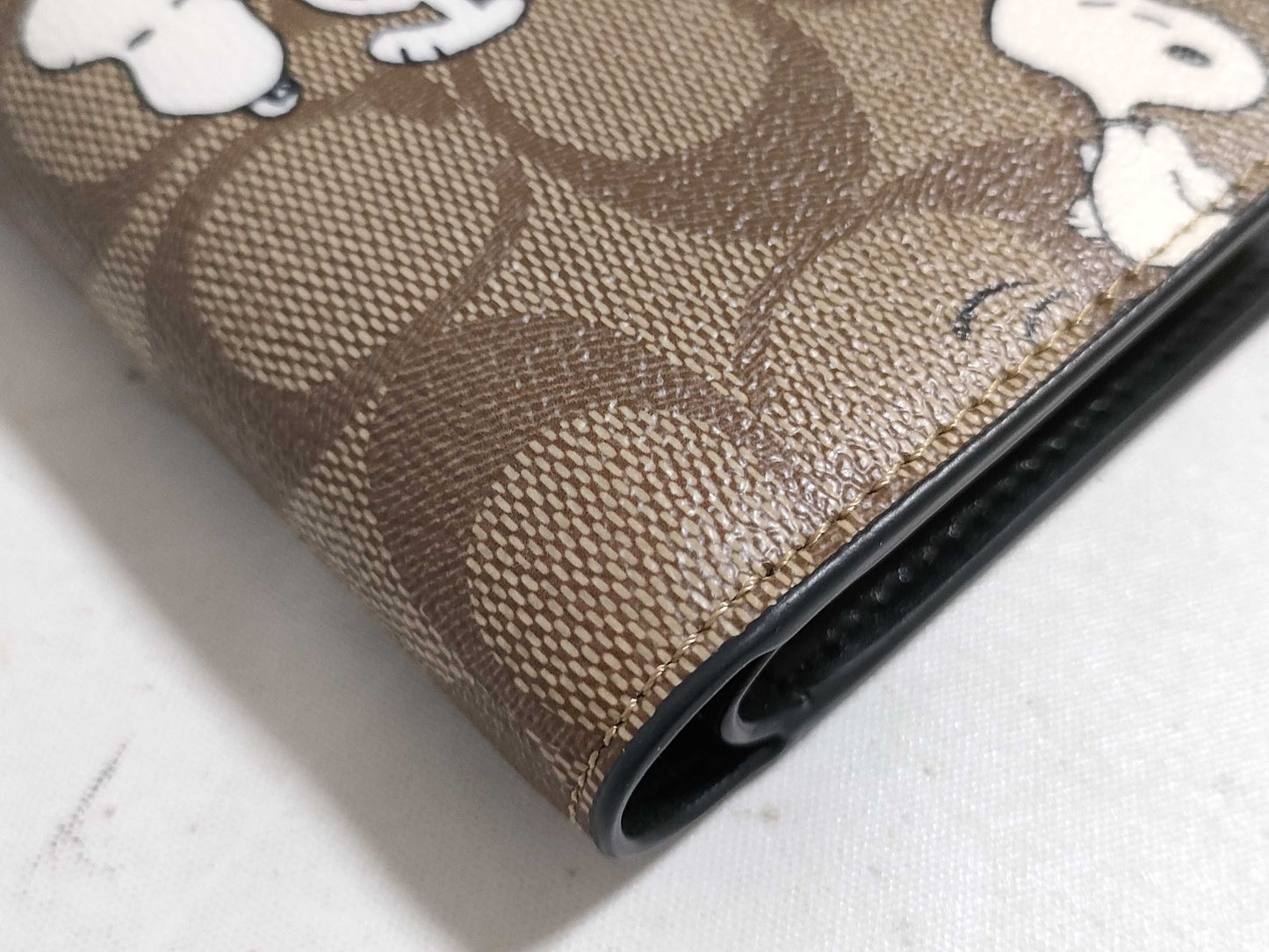 COACH Signature Snoopy Collaboration PVC Bi-fold Wallet C4591 Brown Wallet