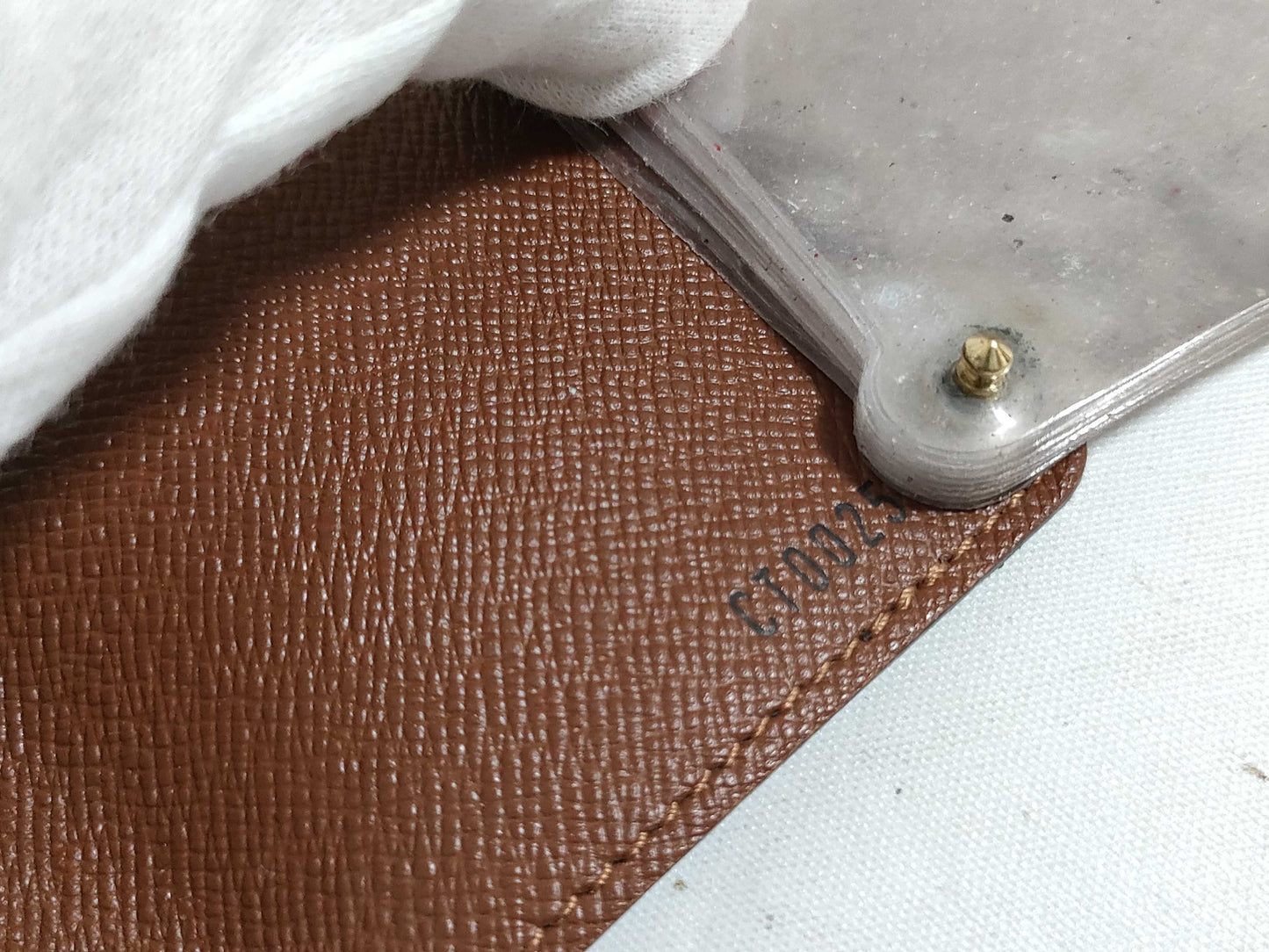 LOUIS VUITTON Monogram LV Monogram Porte Cardo Credit Push-On Wallet M60937 CT0025