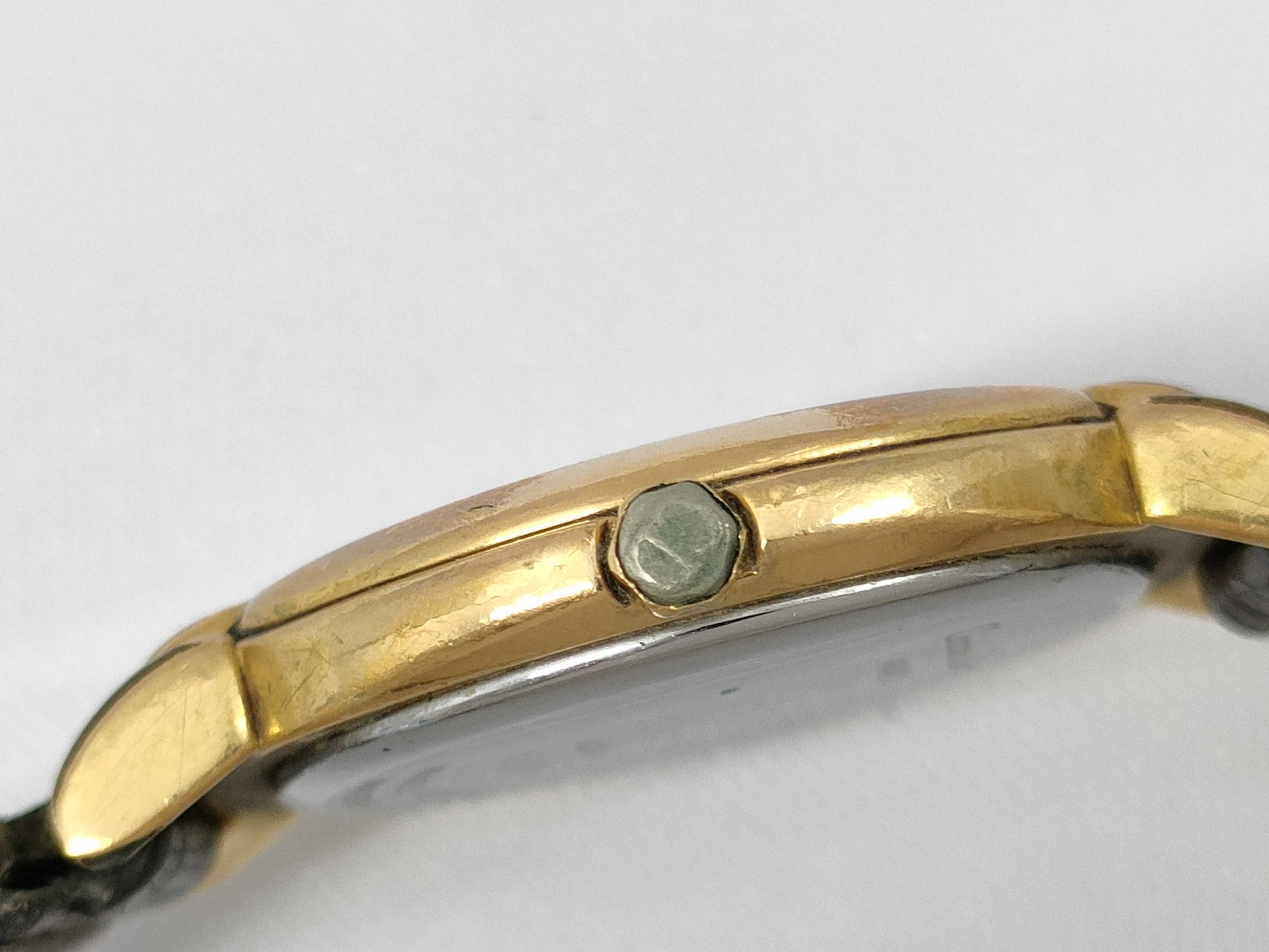 Dior 48.124 325344 QZ Women's Watch, Not Working, No Operational Guarantee