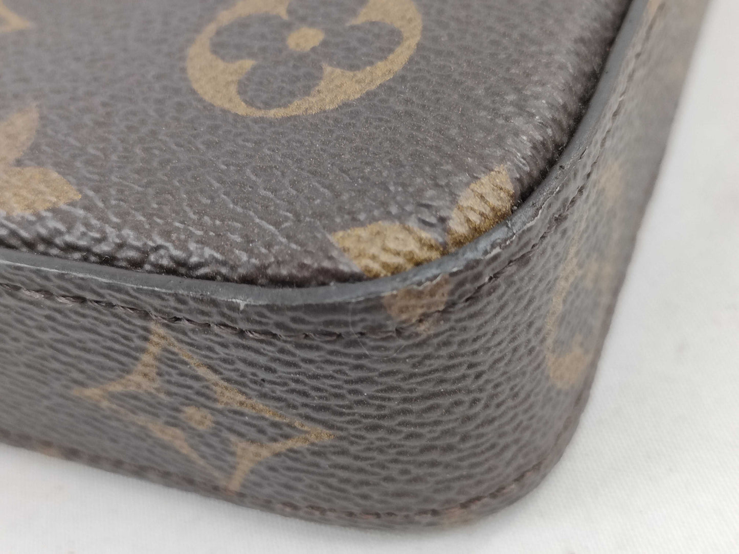 LOUIS VUITTON Monogram Pochette Felicie Shoulder Bag
