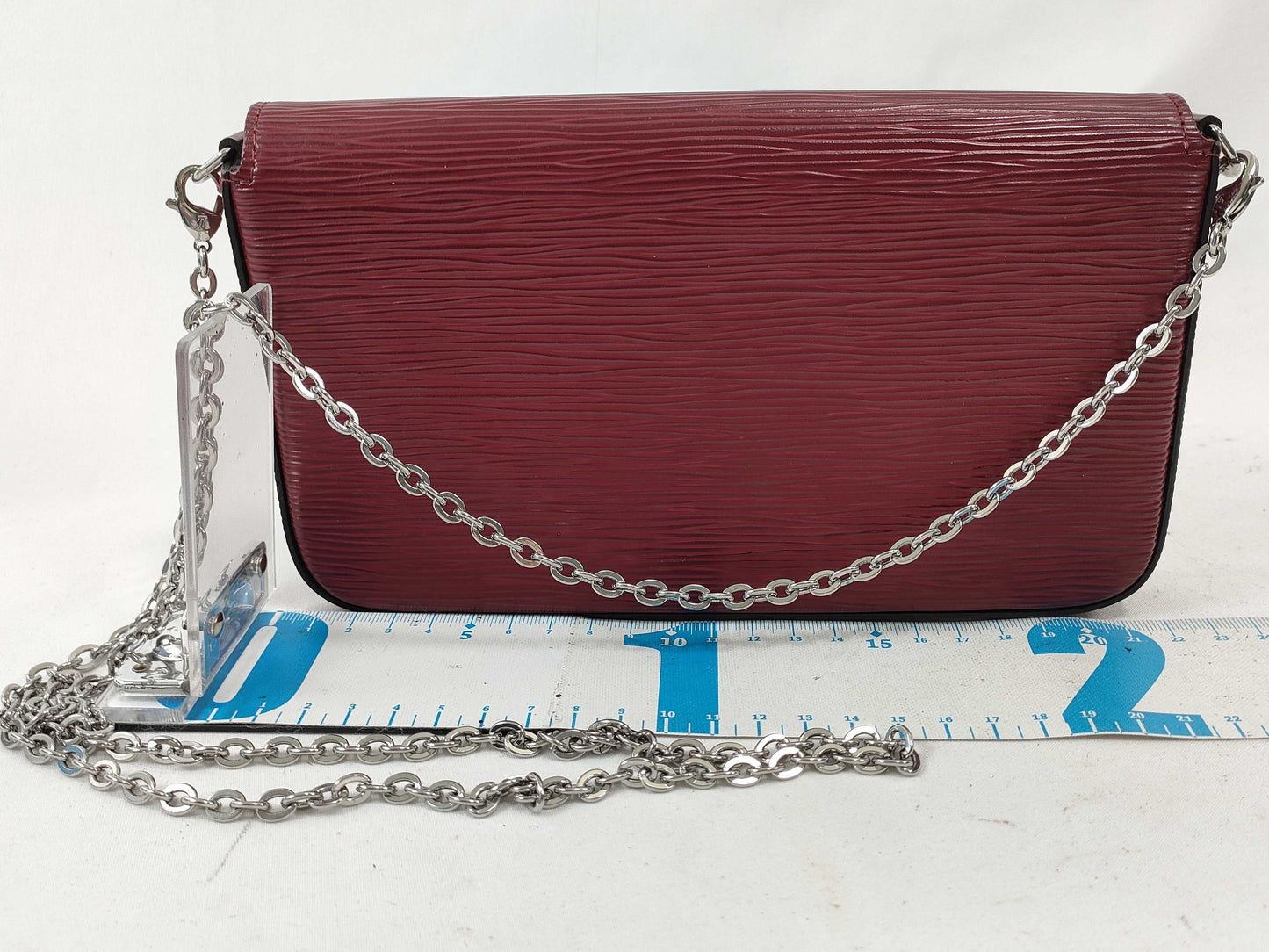 LOUIS VUITTON Epi Pochette Felicie Shoulder Bag