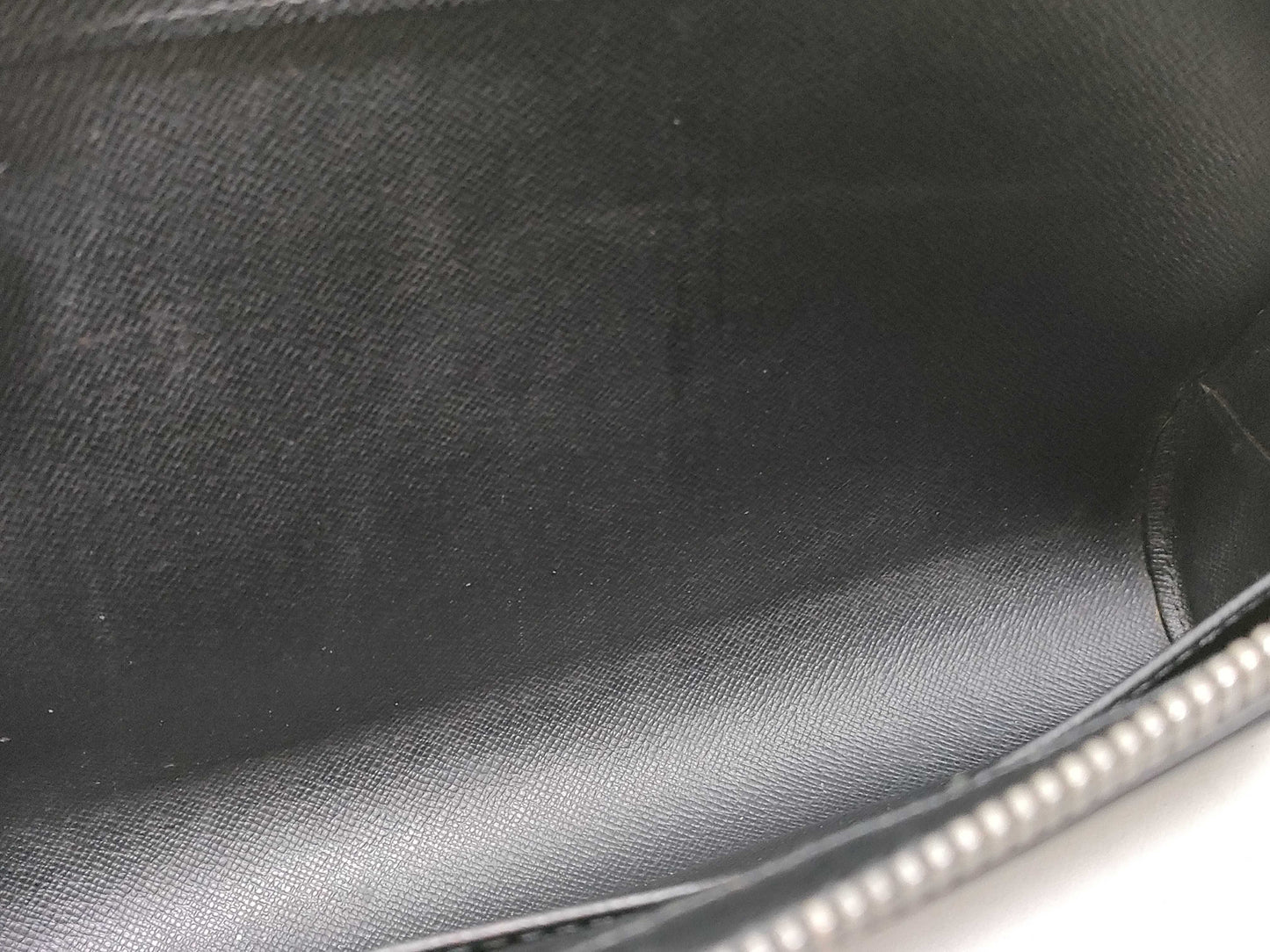 LOUIS VUITTON Taiga Louis Vuitton Taiga Baikal Ardoise Clutch Bag Second Bag Second Bag