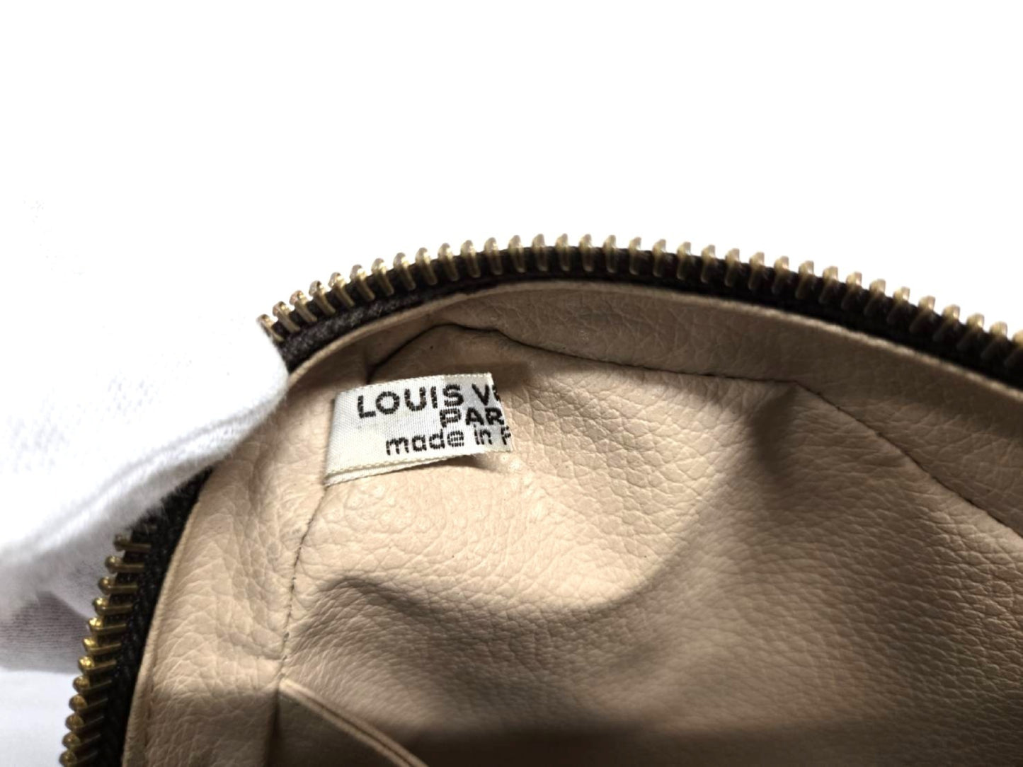 LOUIS VUITTON Monogram True Toilet 23 M47524 Pouch