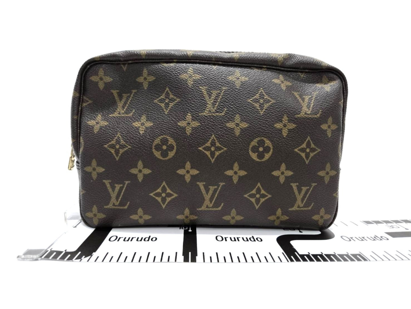 LOUIS VUITTON Monogram True Toilet 23 M47524 Pouch