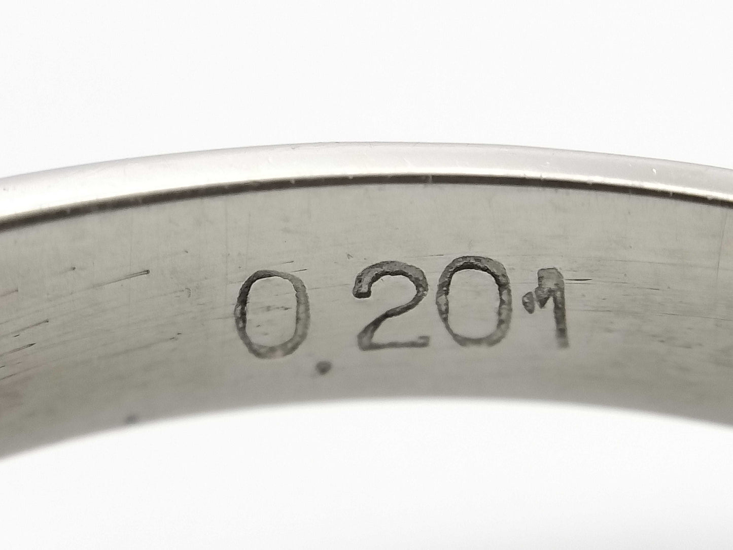 D0.201ct PT900 5.1g Ring