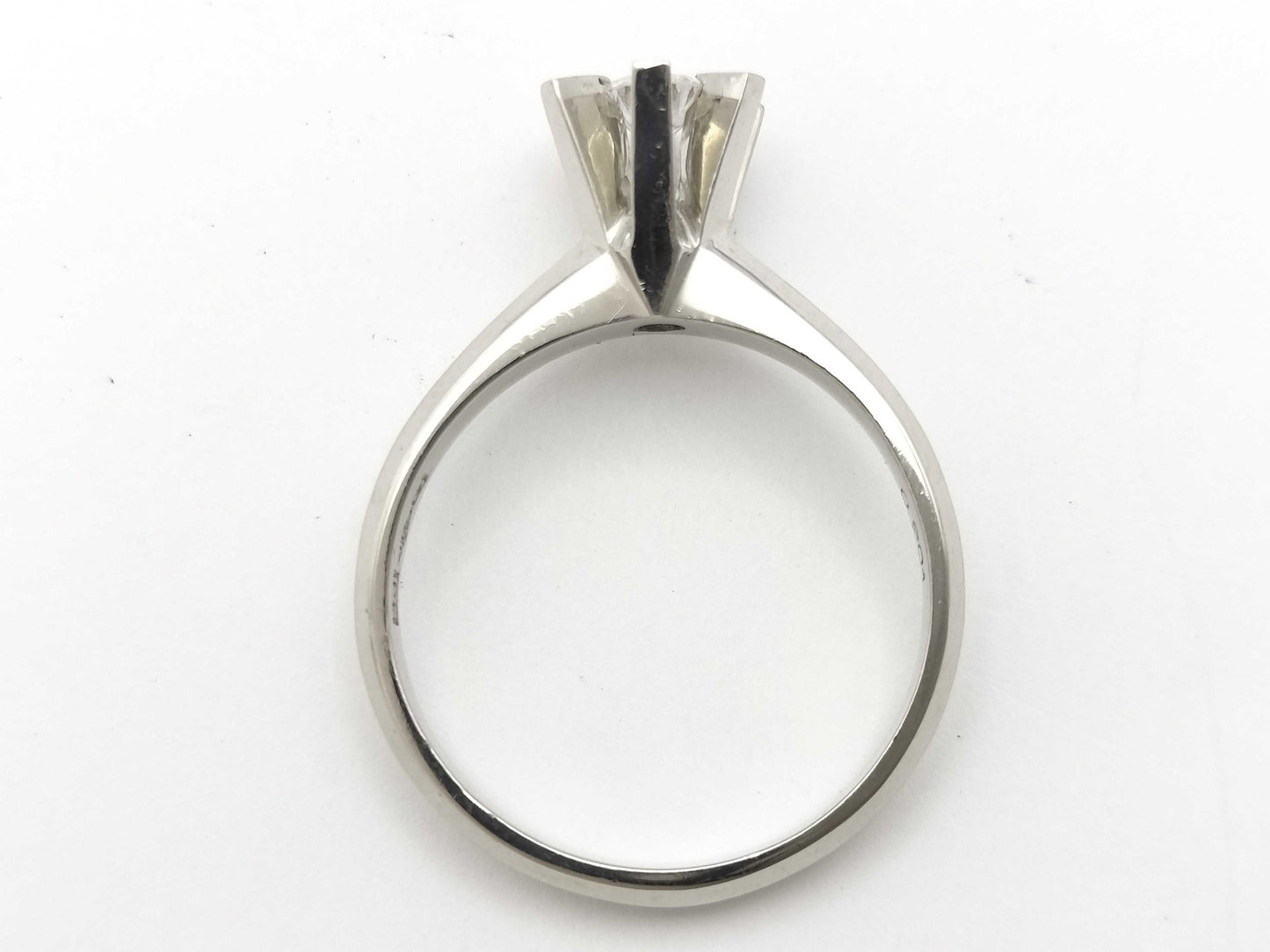 D0.201ct PT900 5.1g Ring