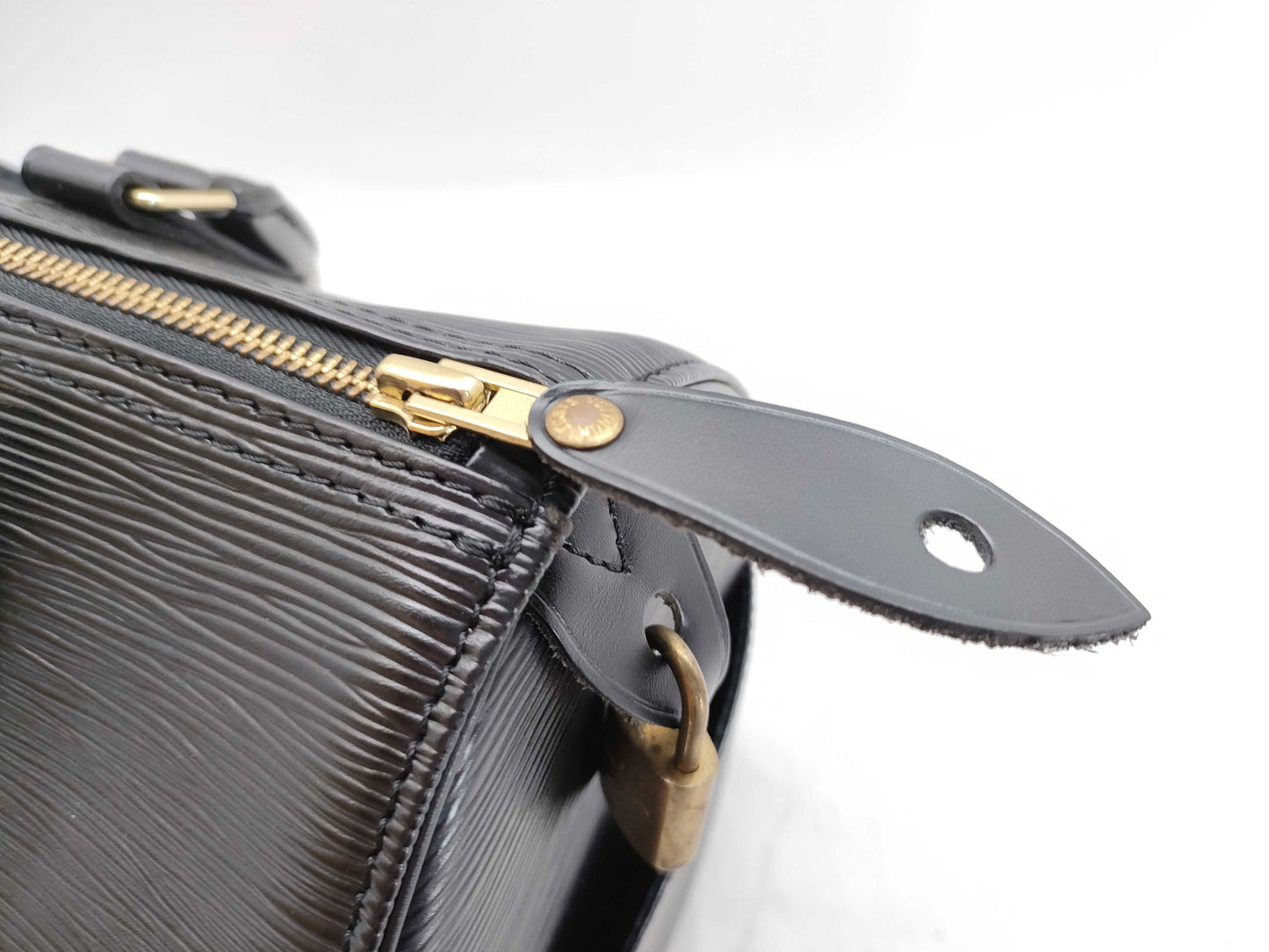 LOUIS VUITTON Epi Speedy 30 Boston Bag M59022 VI0915 Black