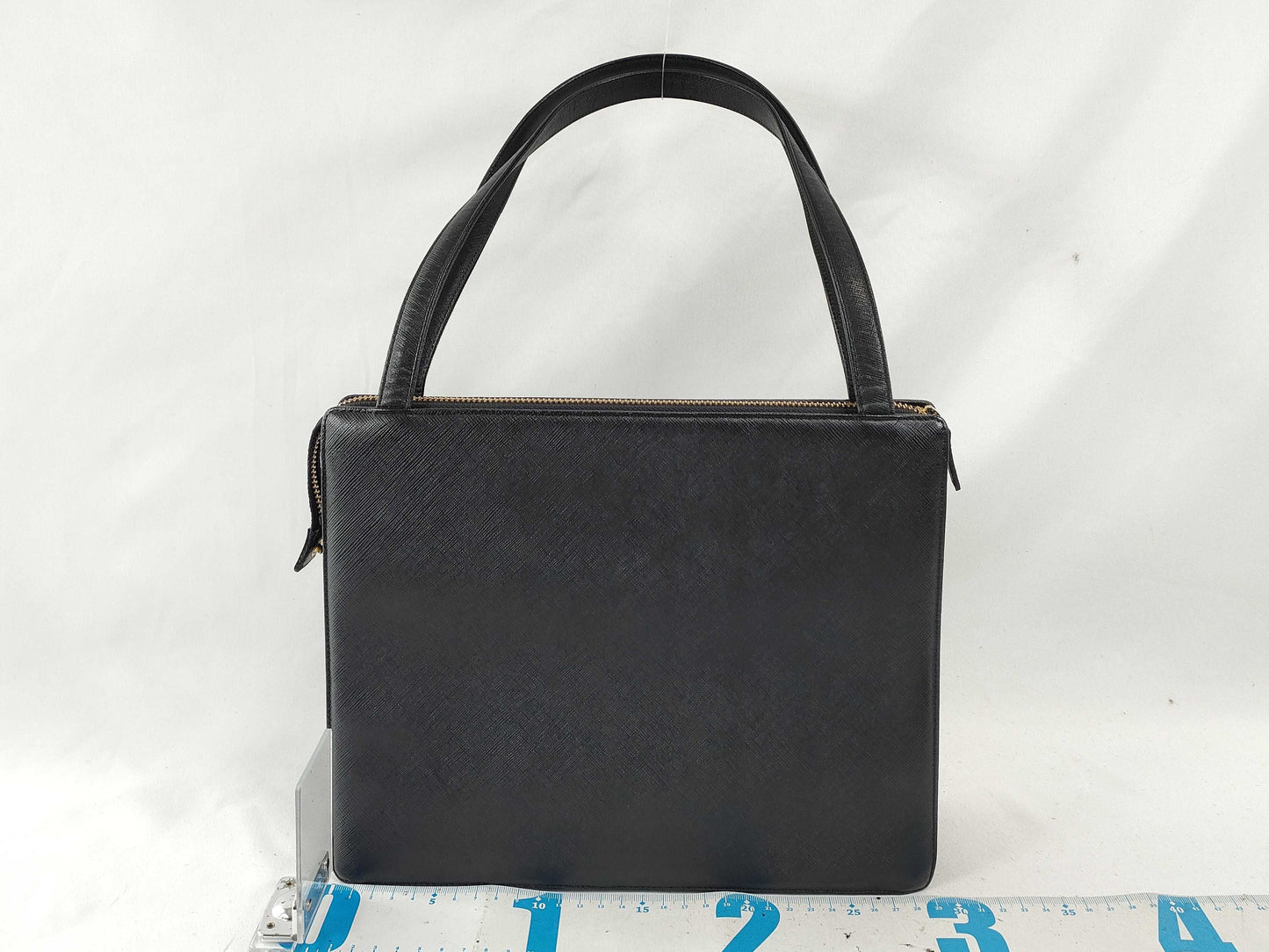 Yves Saint Laurent Tote Bag, Leather, Black, Gold Hardware, Shoulder Bag