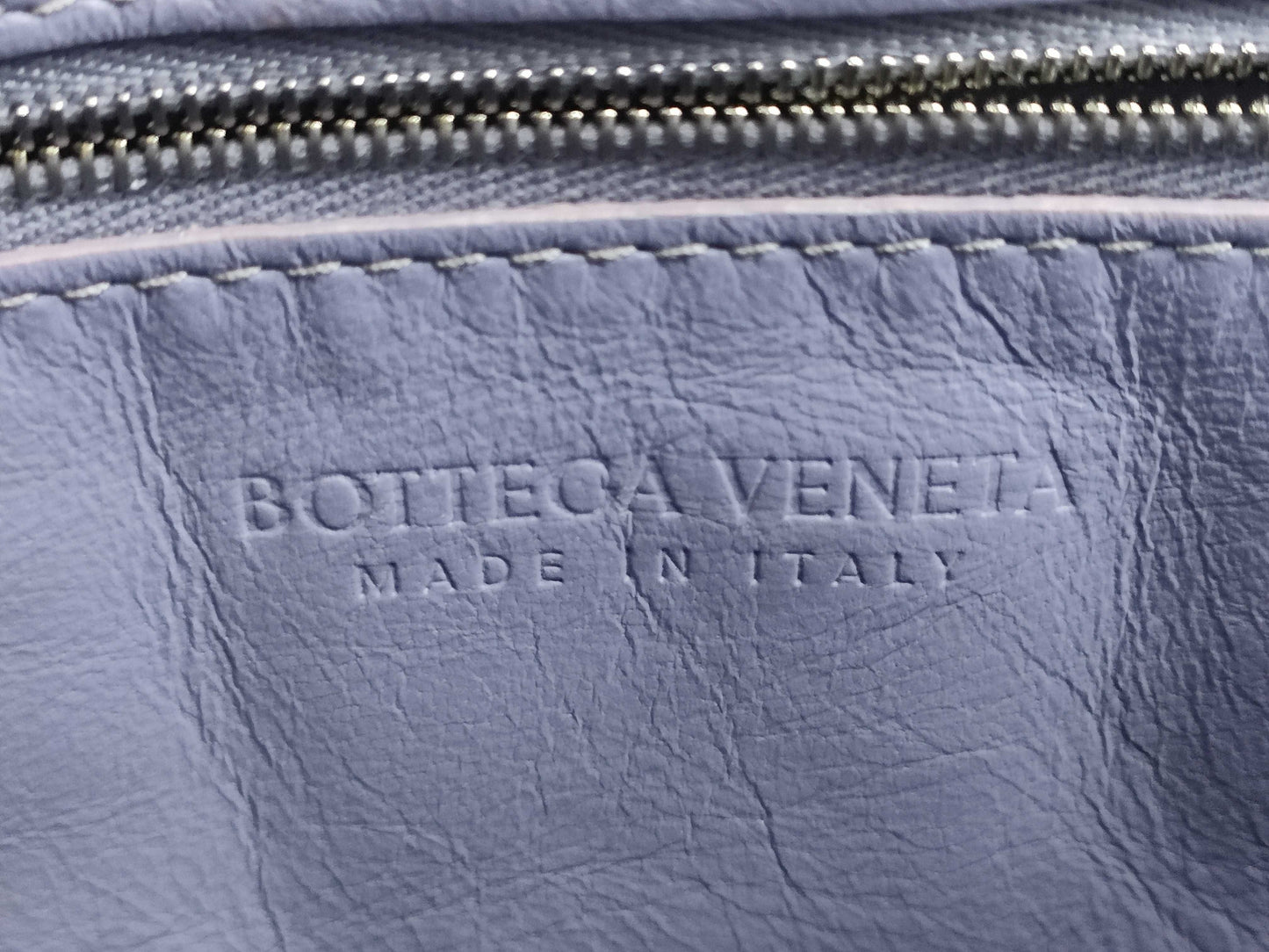 BOTTEGA VENETA Padded Cassette Intrecciato Shoulder Bag with Dust Bag