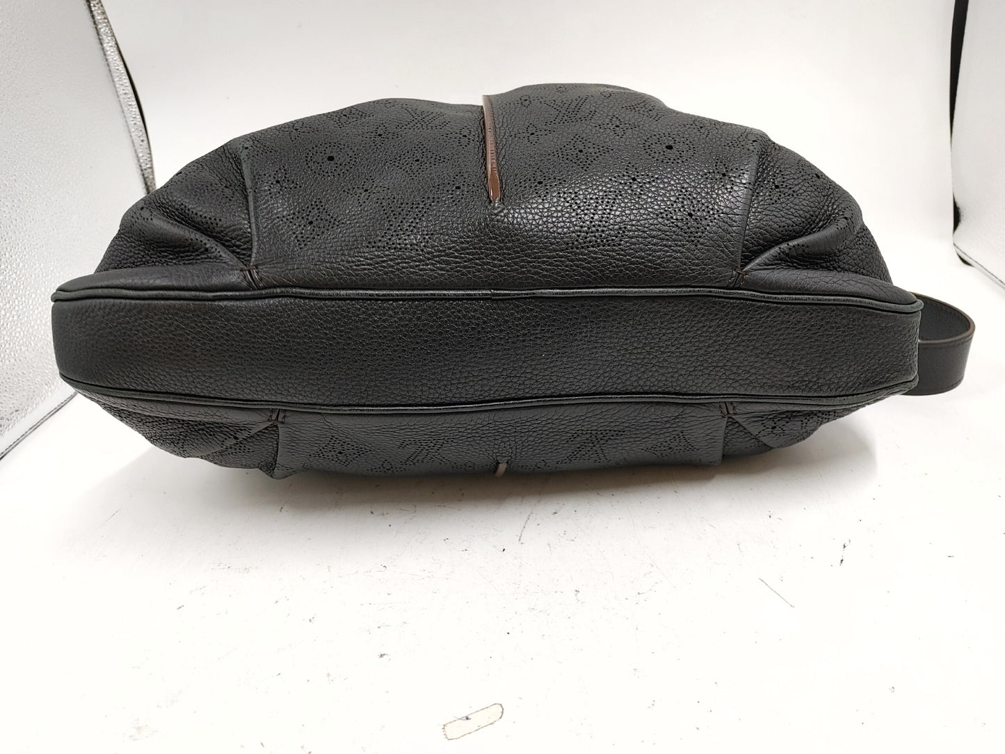 LOUIS VUITTON Monogram Empreinte Mahina Selene PM M94035 Shoulder Bag
