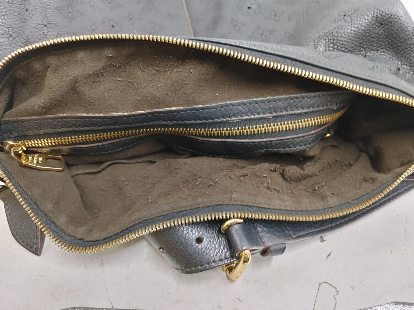 LOUIS VUITTON Monogram Empreinte Mahina Selene PM M94035 Shoulder Bag