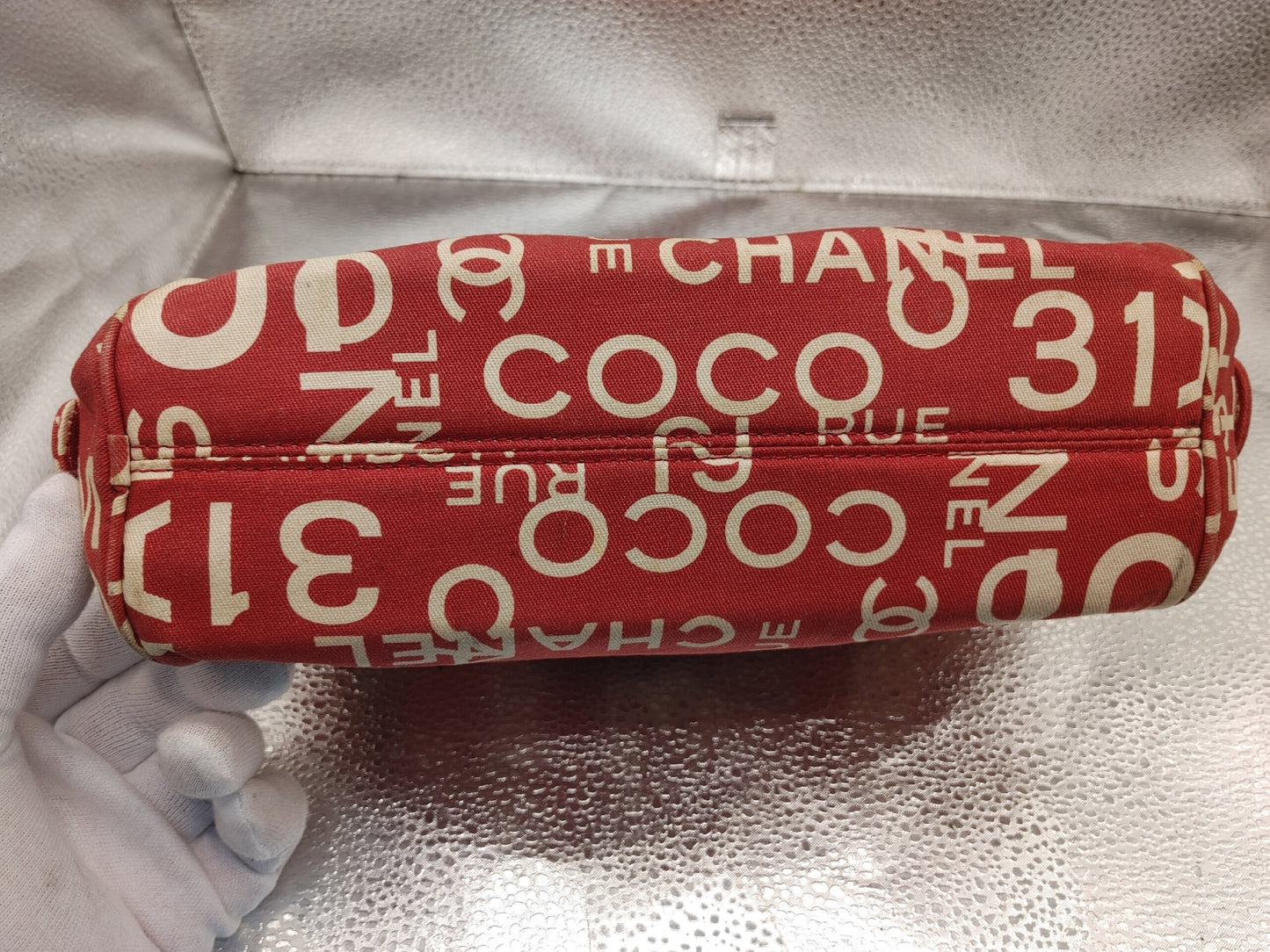 CHANEL Bi-Cea Line Cosmetic Pouch with Seal 7482161 Canvas Red Pouch