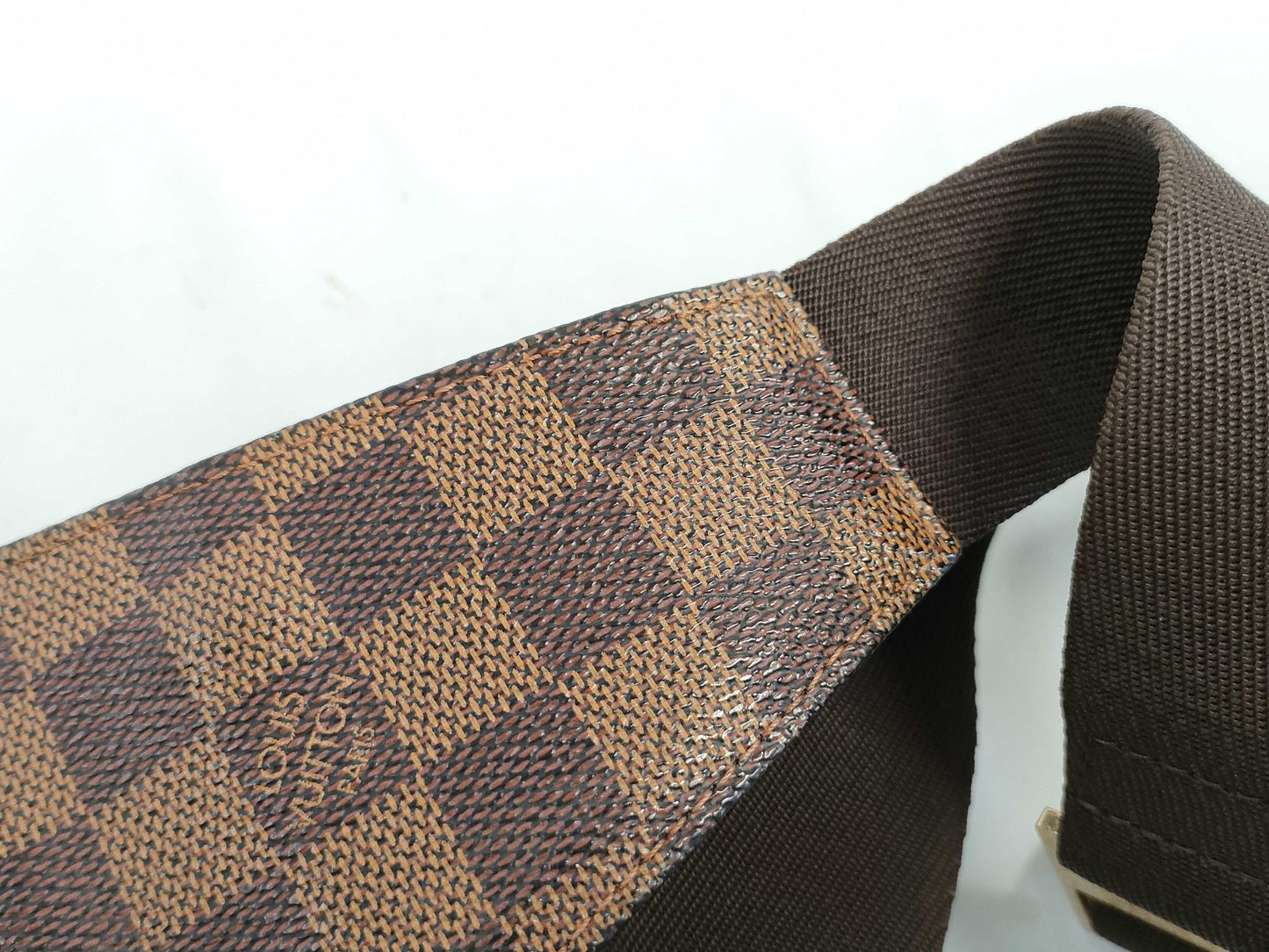 LOUIS VUITTON Damier Louis Vuitton Geronimos Damier Shoulder Bag