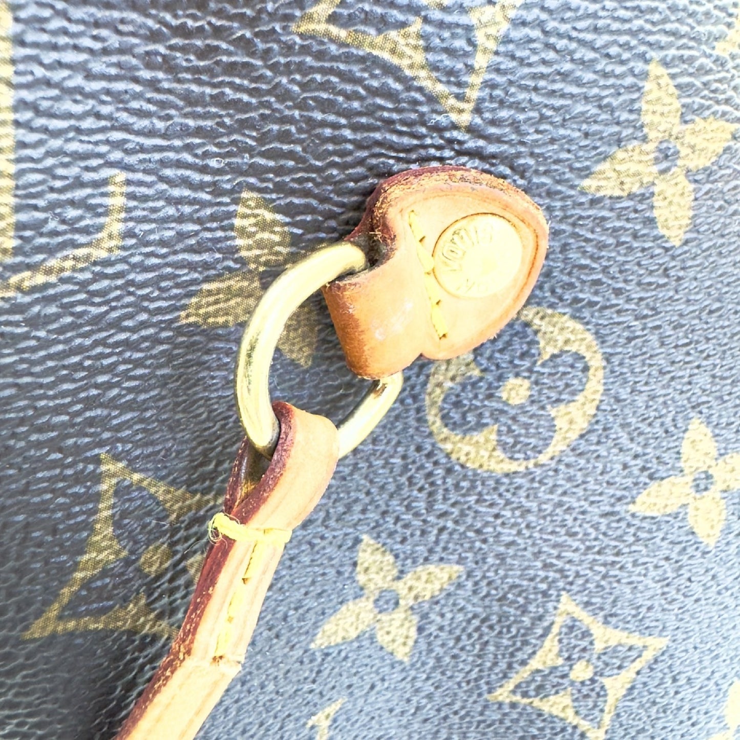 LOUIS VUITTON Monogram Neverfull MM Tote Bag