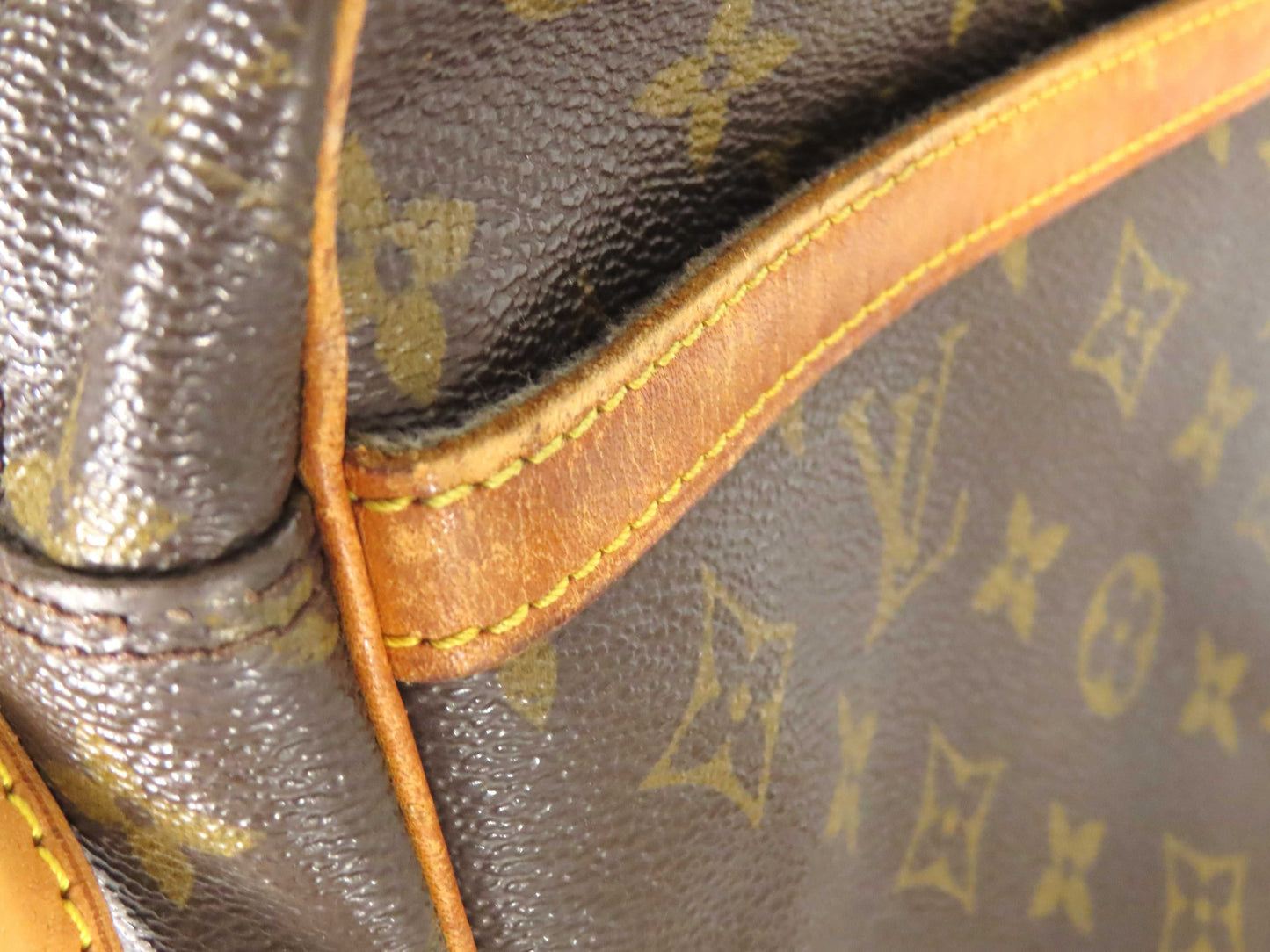 LOUIS VUITTON Monogram Louis Vuitton Trocadero Monogram Shoulder Bag