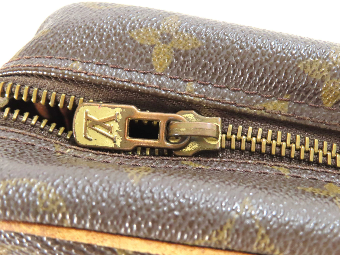 LOUIS VUITTON Monogram Louis Vuitton Trocadero Monogram Shoulder Bag