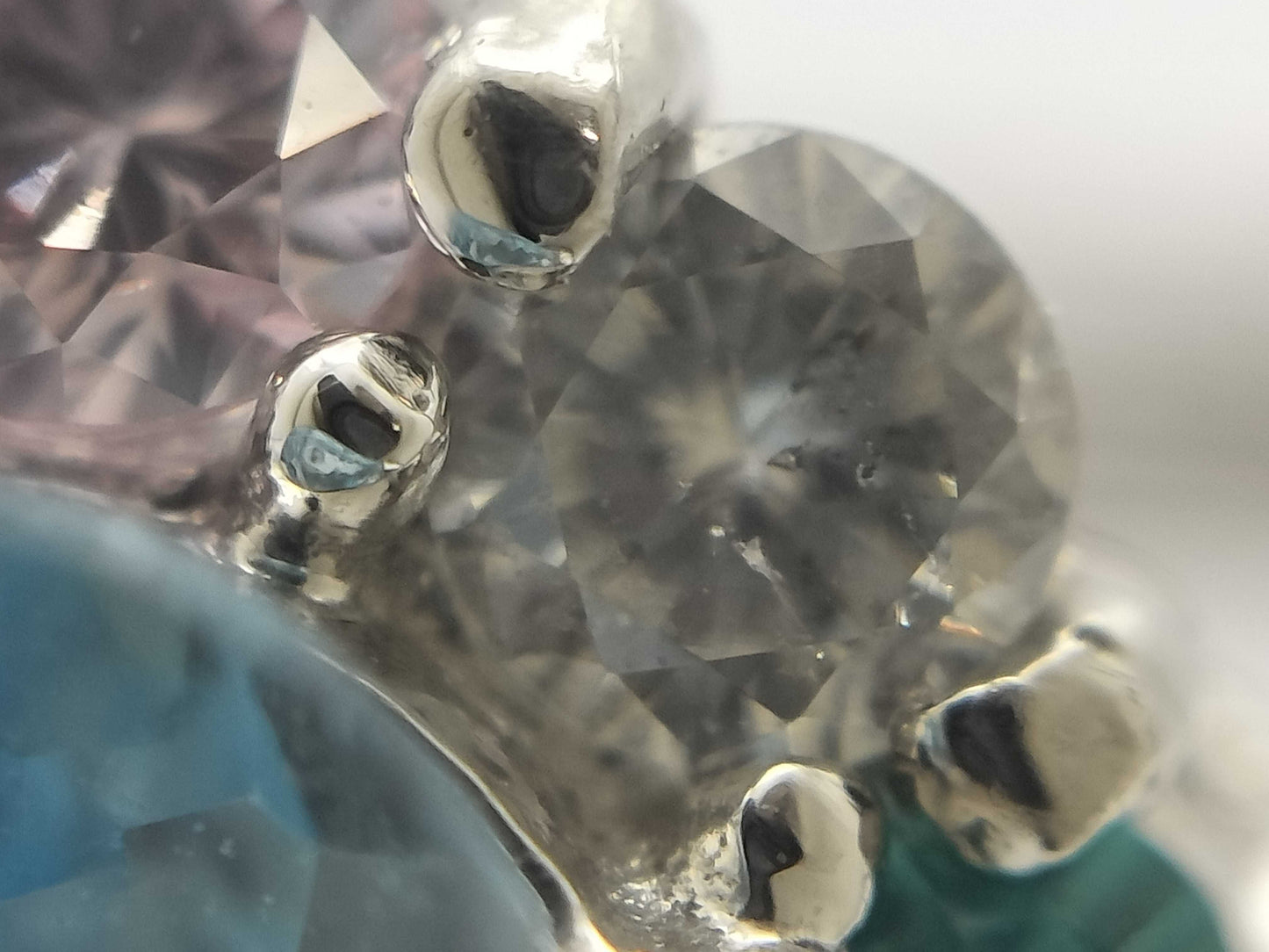 AQ 0.61ct Paraiba tourmaline 0.17ct D 0.10ct PT900 8.4g ring