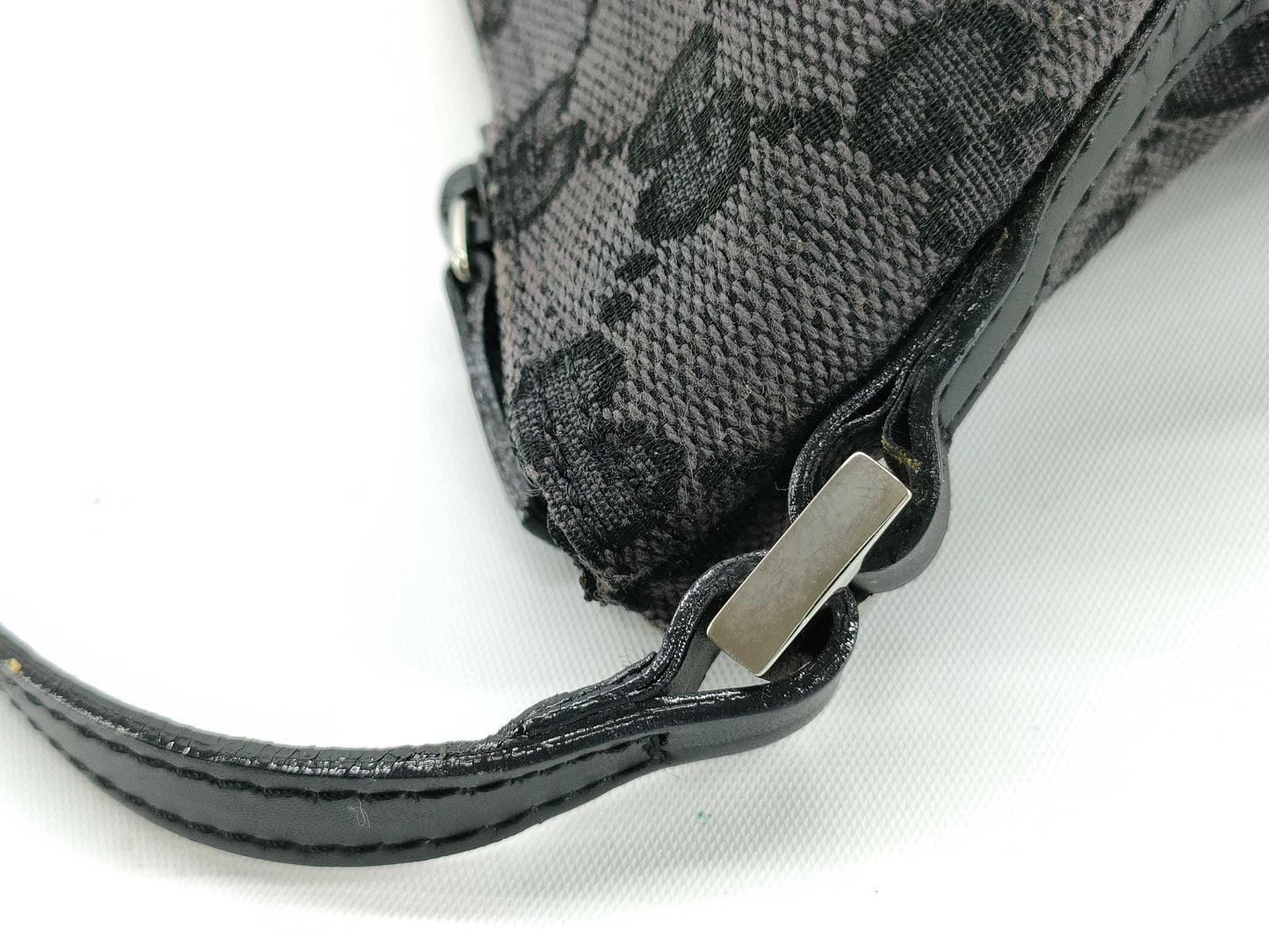GUCCI GG Canvas Handbag with Accessory Pouch and Leather GG Pattern