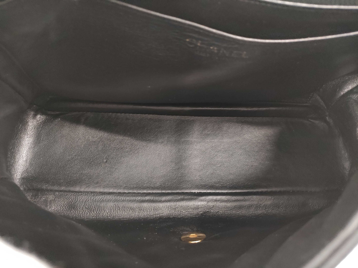 CHANEL Caviar Skin Matelasse Jumbo Shoulder Bag