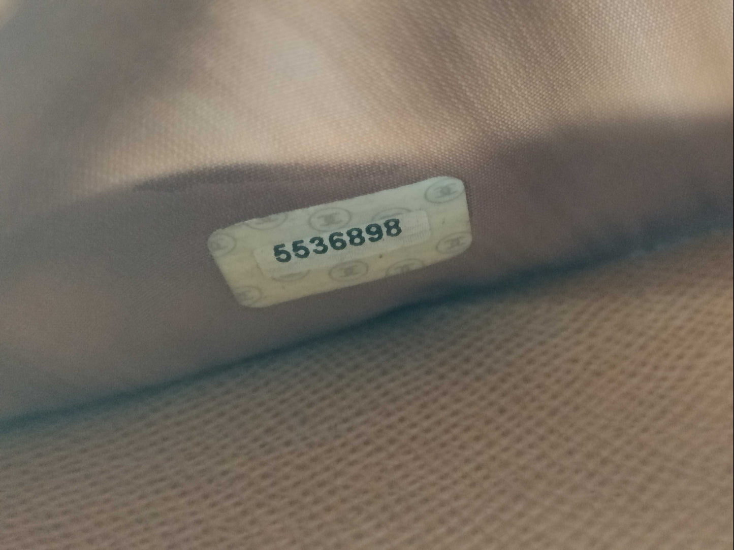 CHANEL Caviar Skin Chain Shoulder Bag