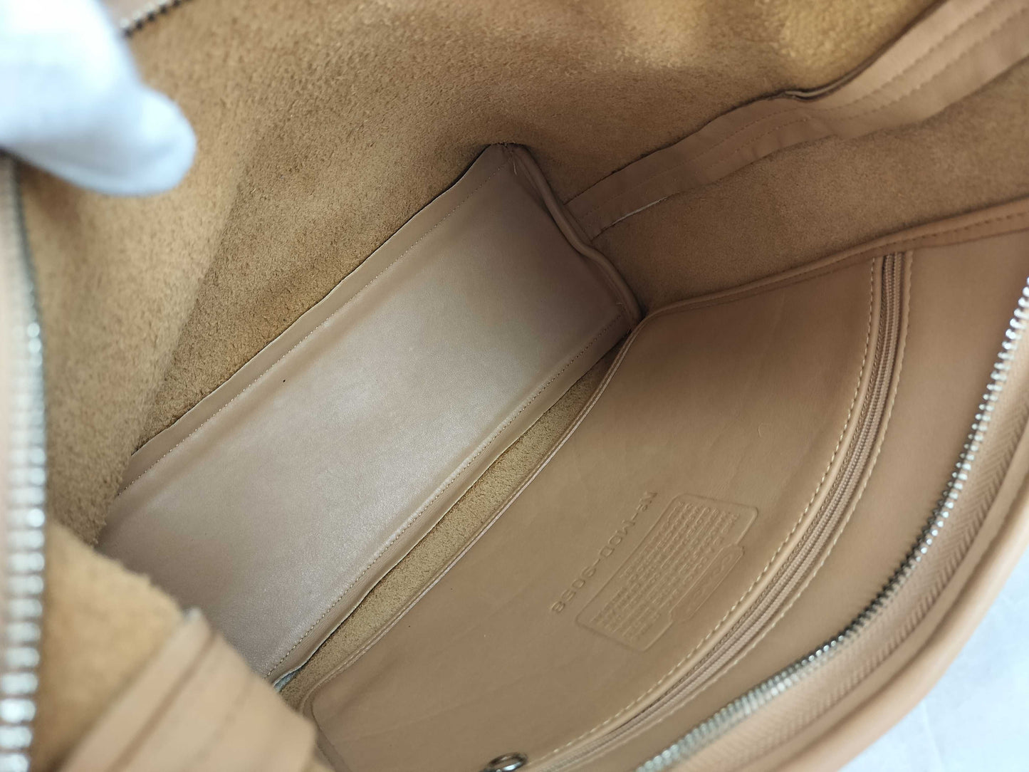 COACH shoulder bag in beige leather