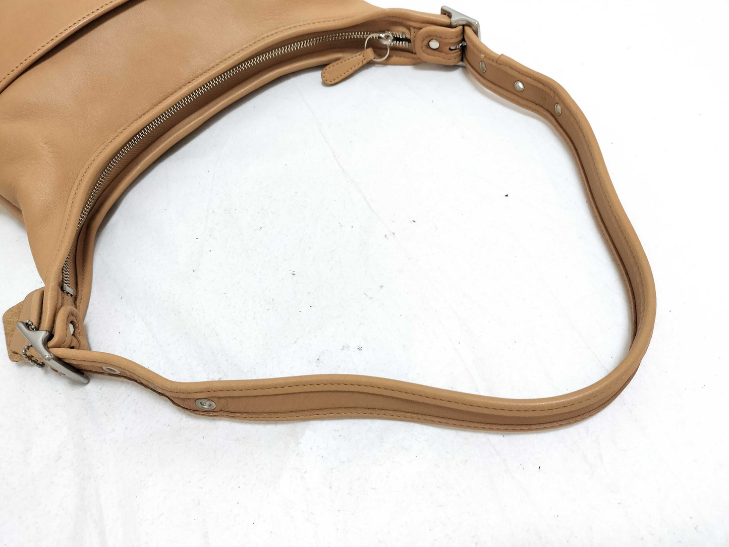 COACH shoulder bag in beige leather